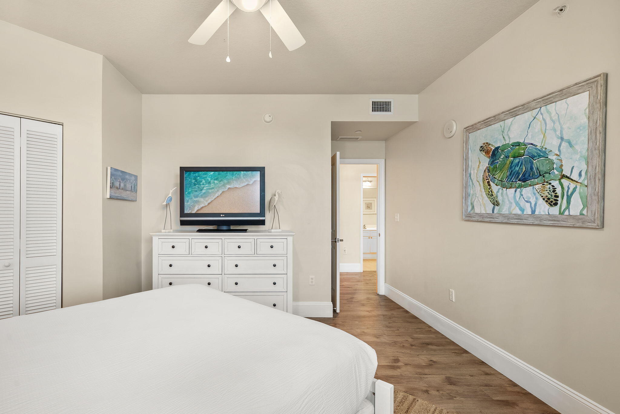 AQUA BEACHSIDE RESORT - Residential