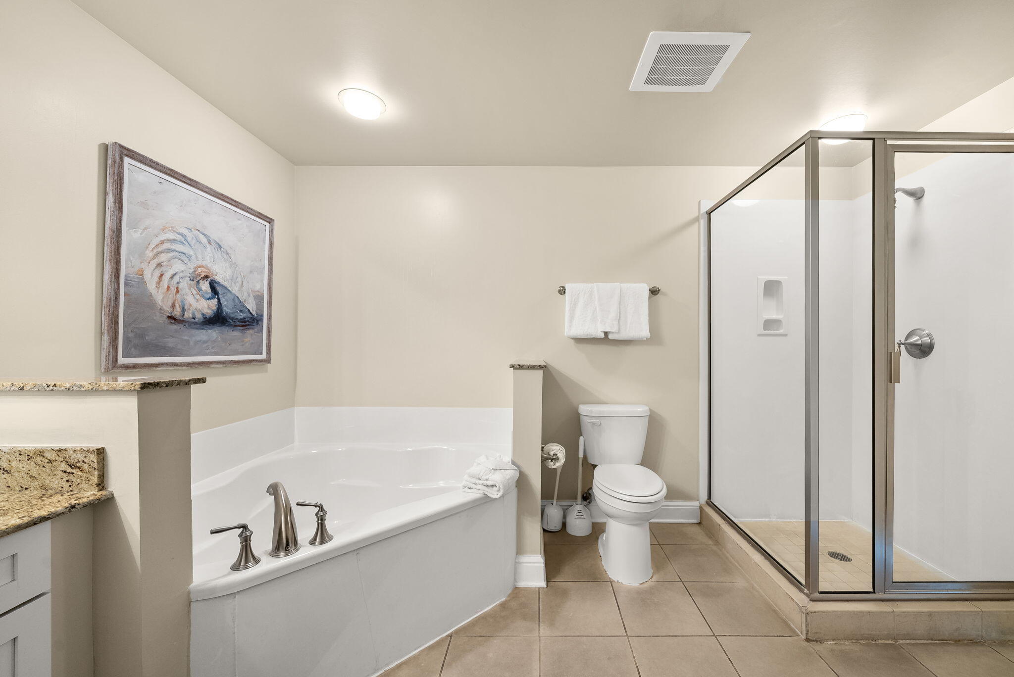 AQUA BEACHSIDE RESORT - Residential
