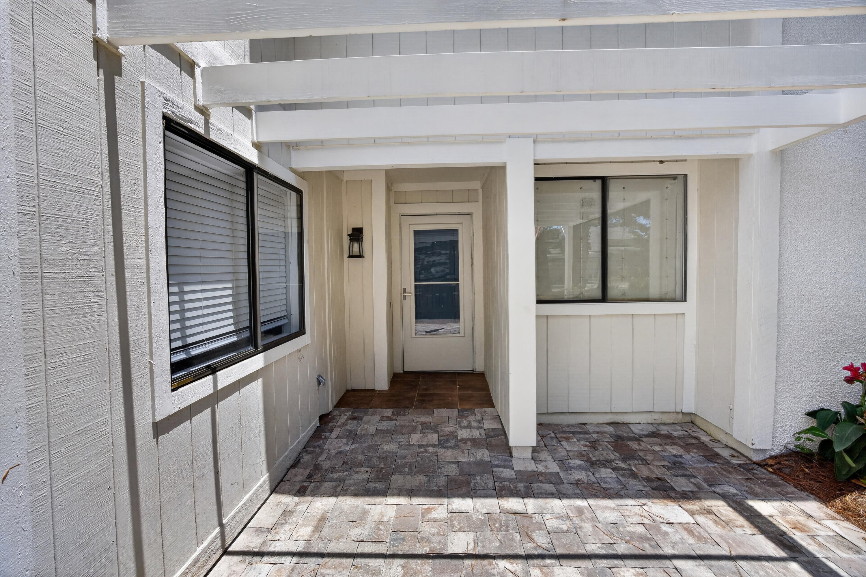 LINKSIDE VILLAGE UNIT 1 - Residential