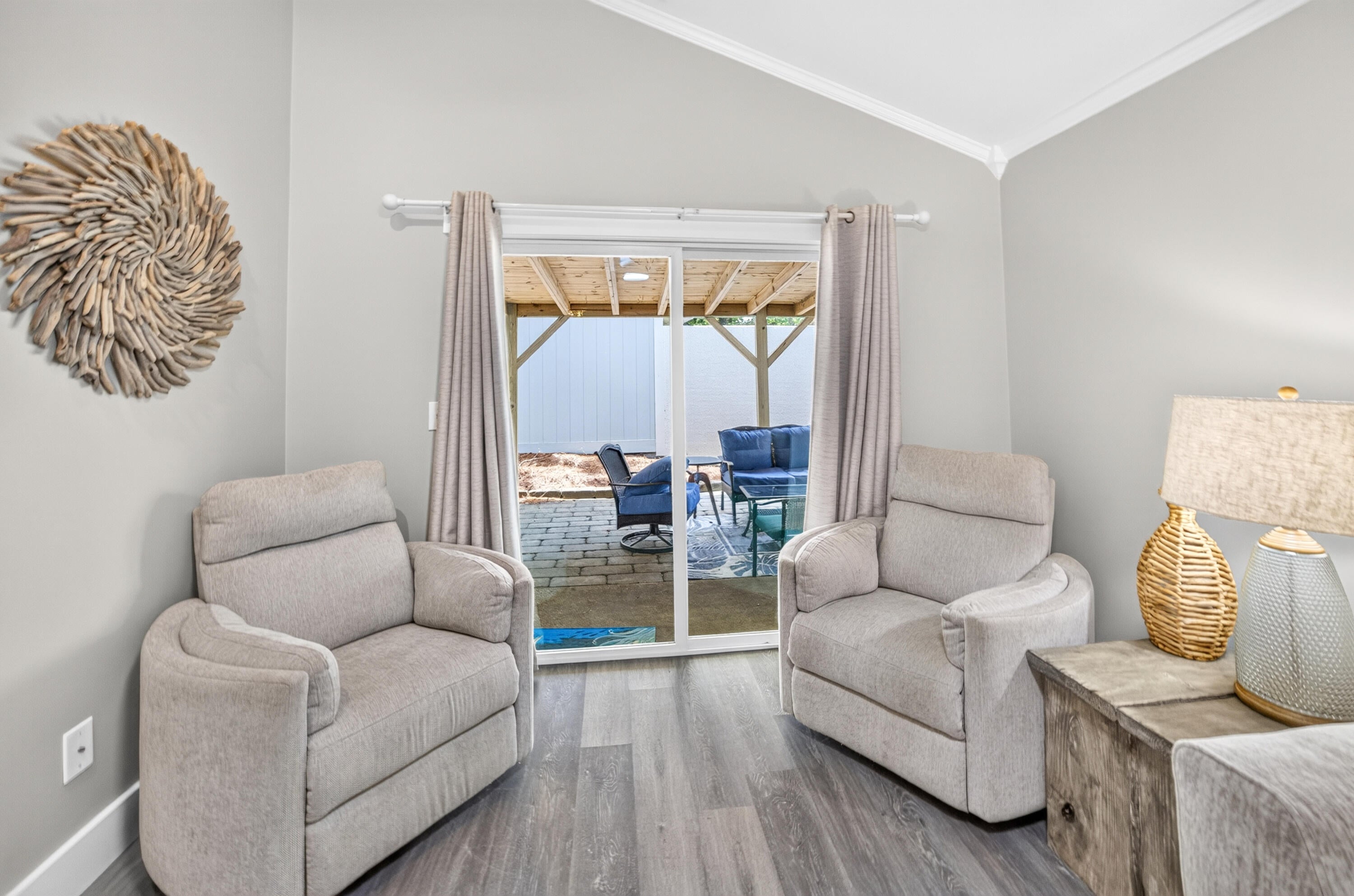 LINKSIDE VILLAGE UNIT 1 - Residential