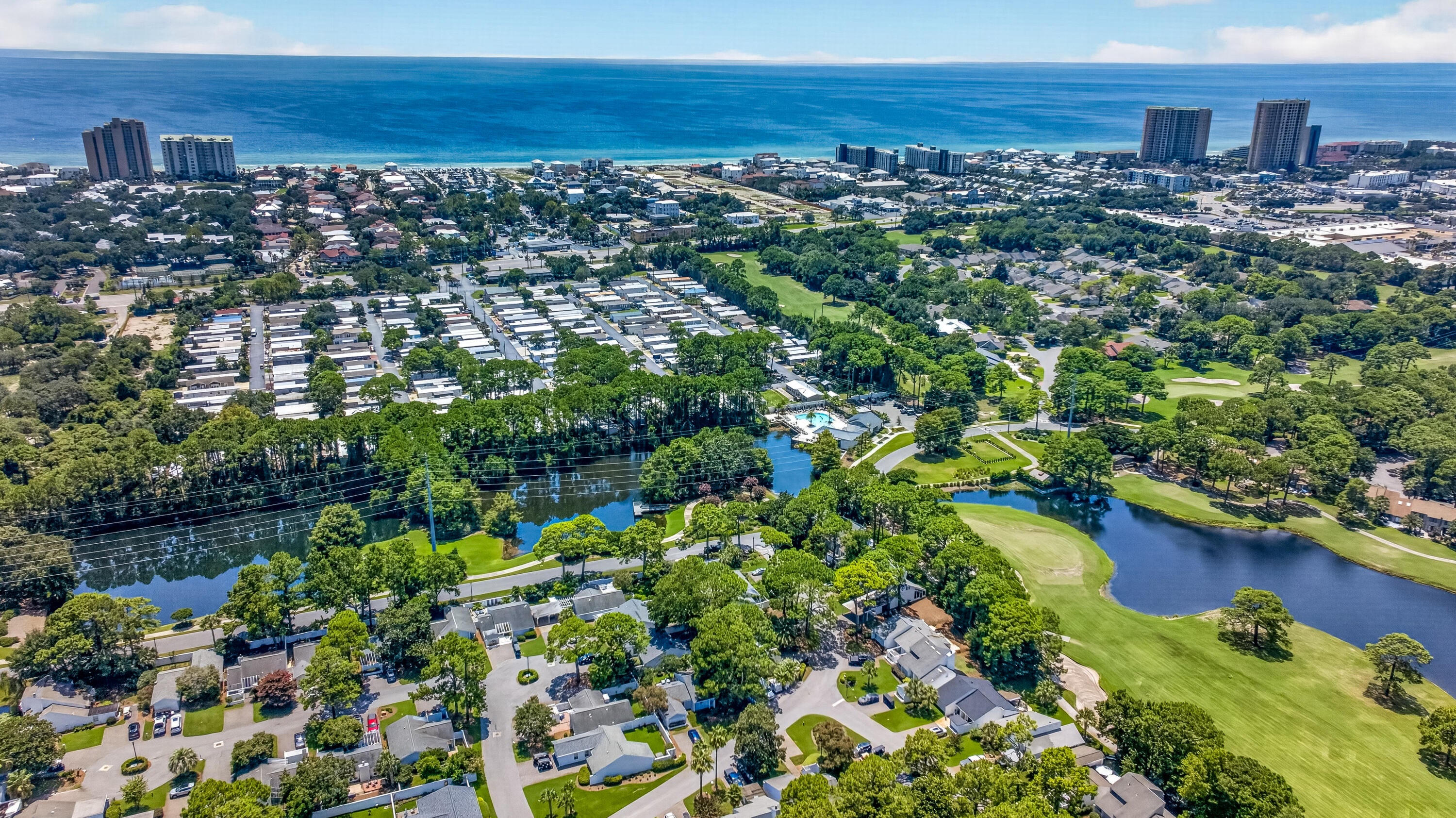 LINKSIDE VILLAGE UNIT 1 - Residential