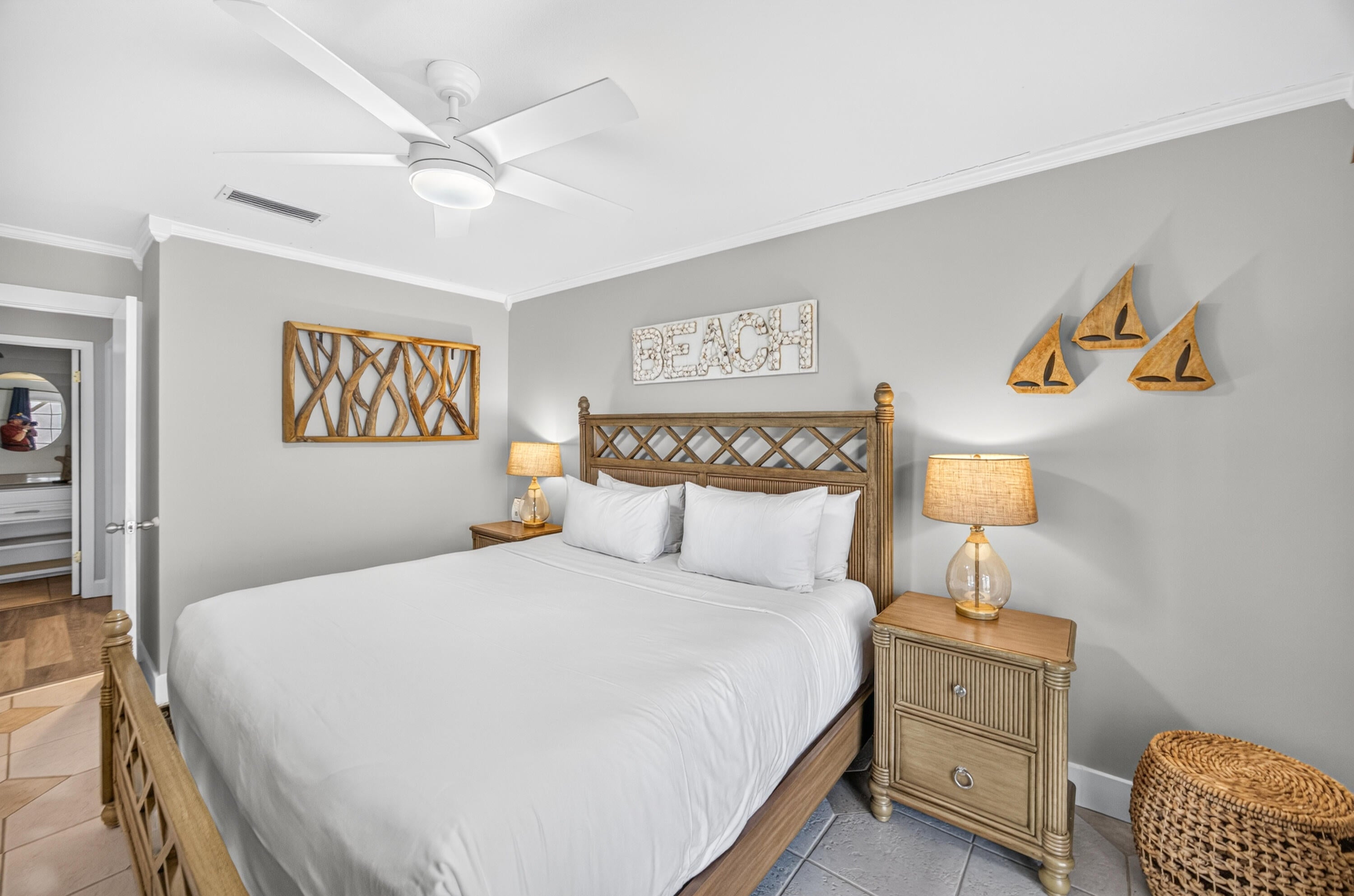 LINKSIDE VILLAGE UNIT 1 - Residential