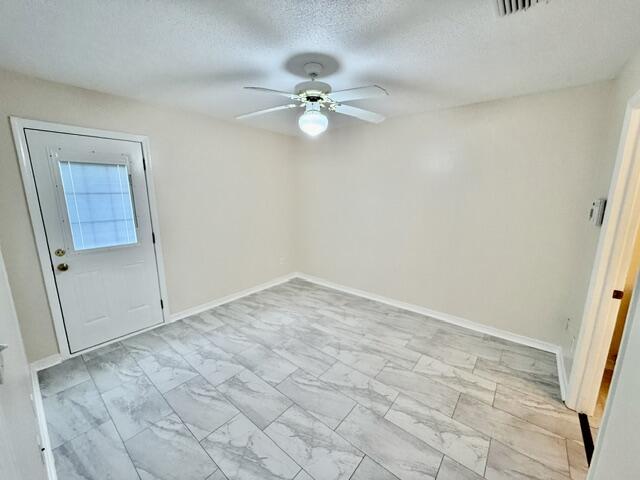 ROSEBUD PLANTATION T/H - Residential Lease