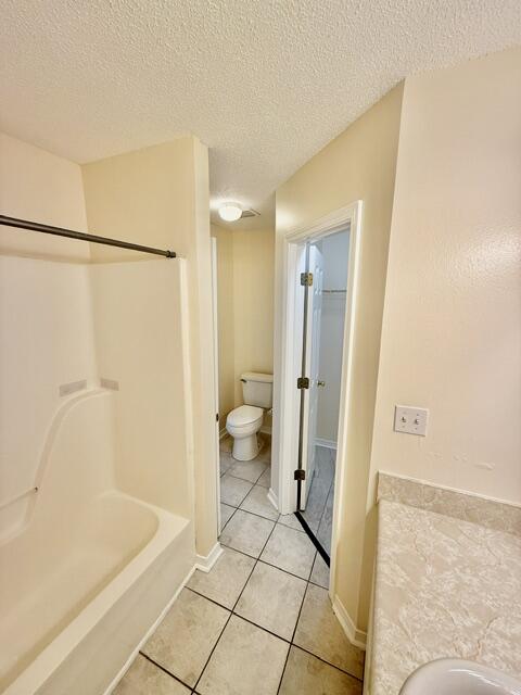 ROSEBUD PLANTATION T/H - Residential Lease