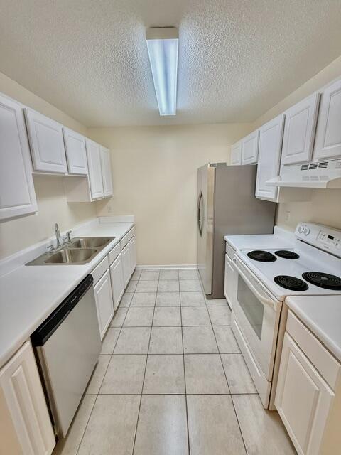 ROSEBUD PLANTATION T/H - Residential Lease