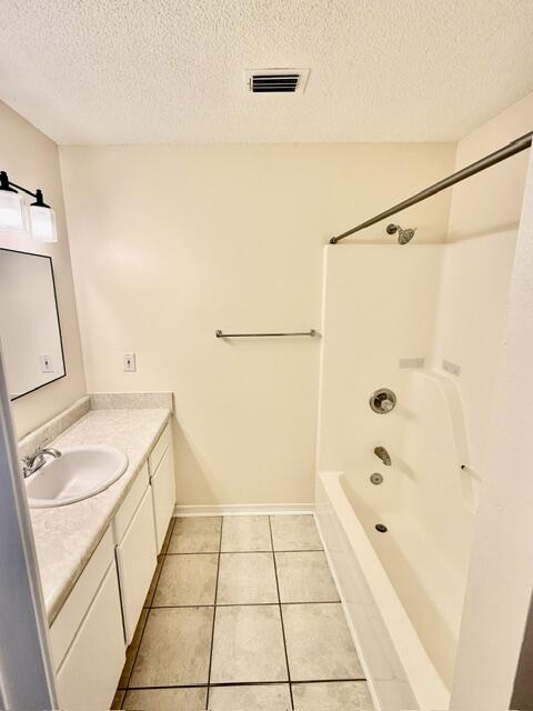 ROSEBUD PLANTATION T/H - Residential Lease