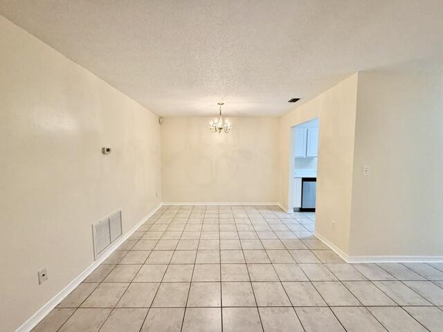 ROSEBUD PLANTATION T/H - Residential Lease