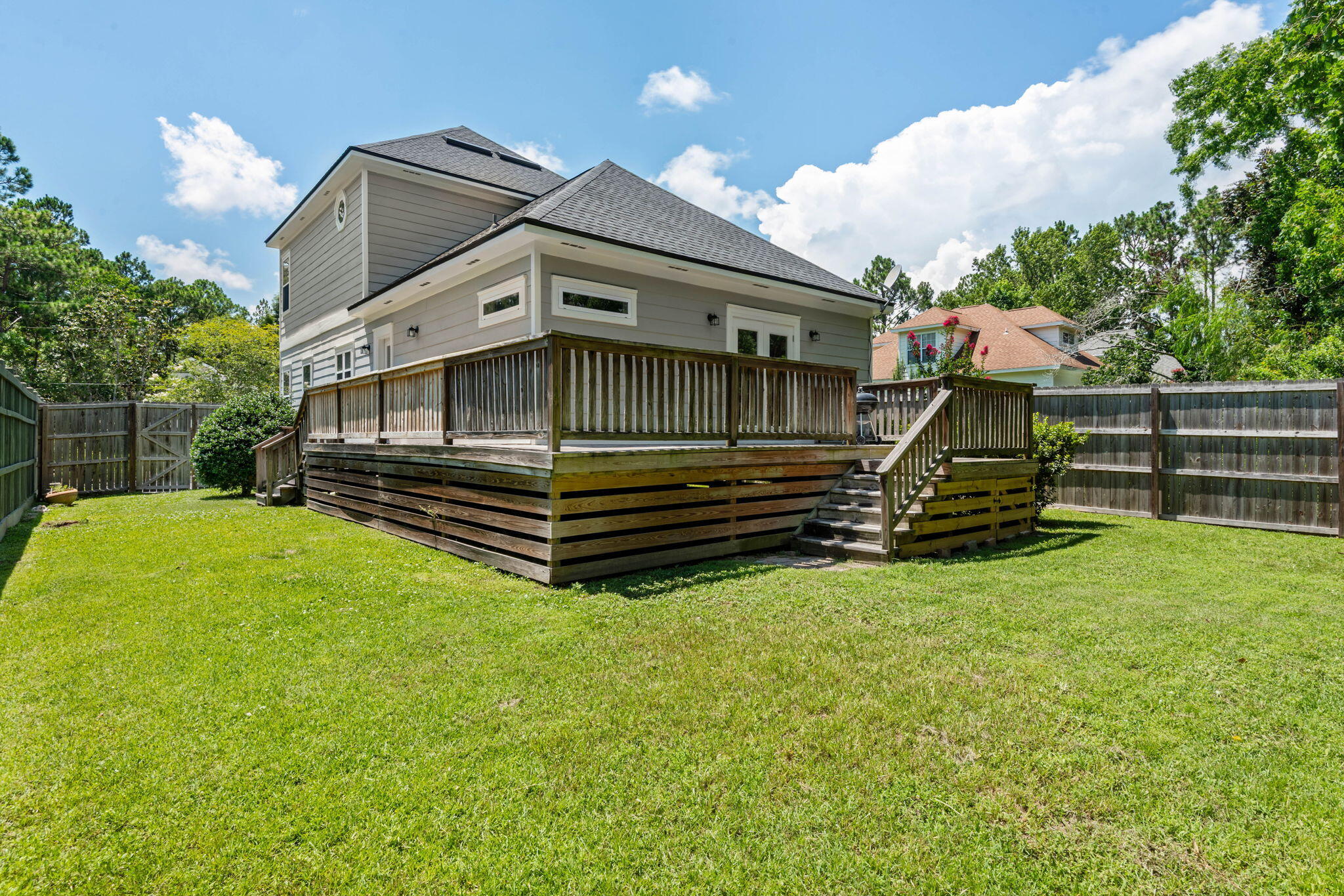TOWN OF SANTA ROSA - Residential