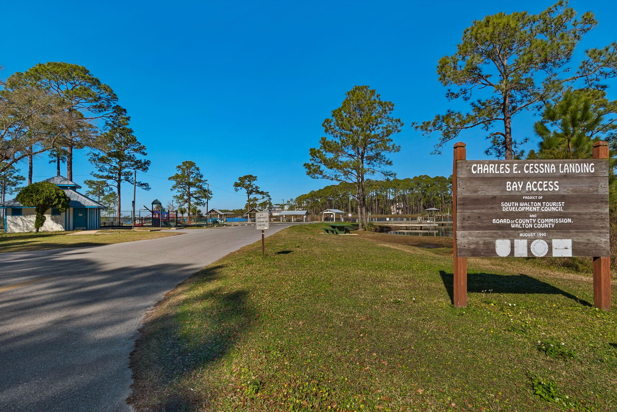 TOWN OF SANTA ROSA - Residential