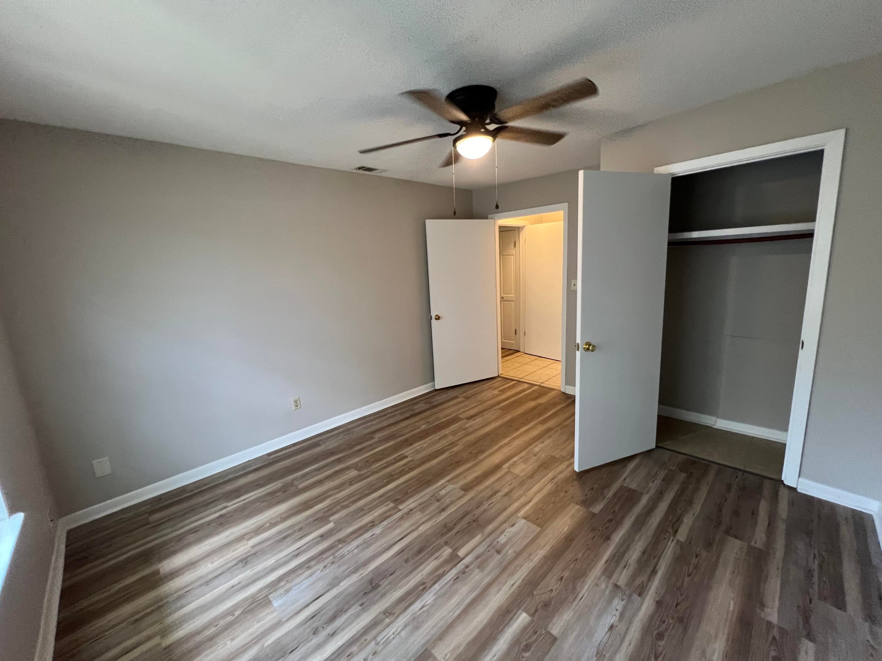 OAK PARK - Residential Lease