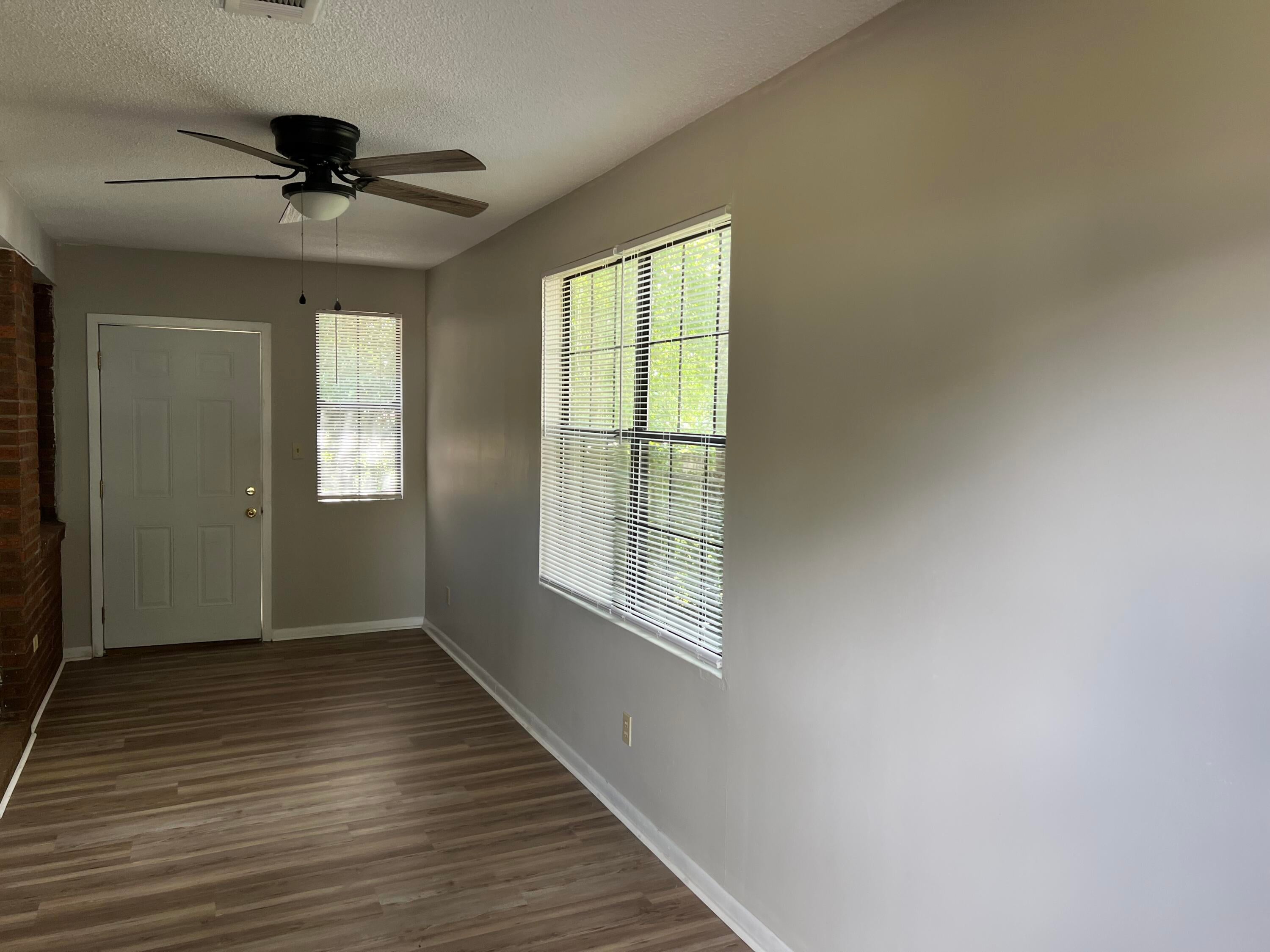 OAK PARK - Residential Lease
