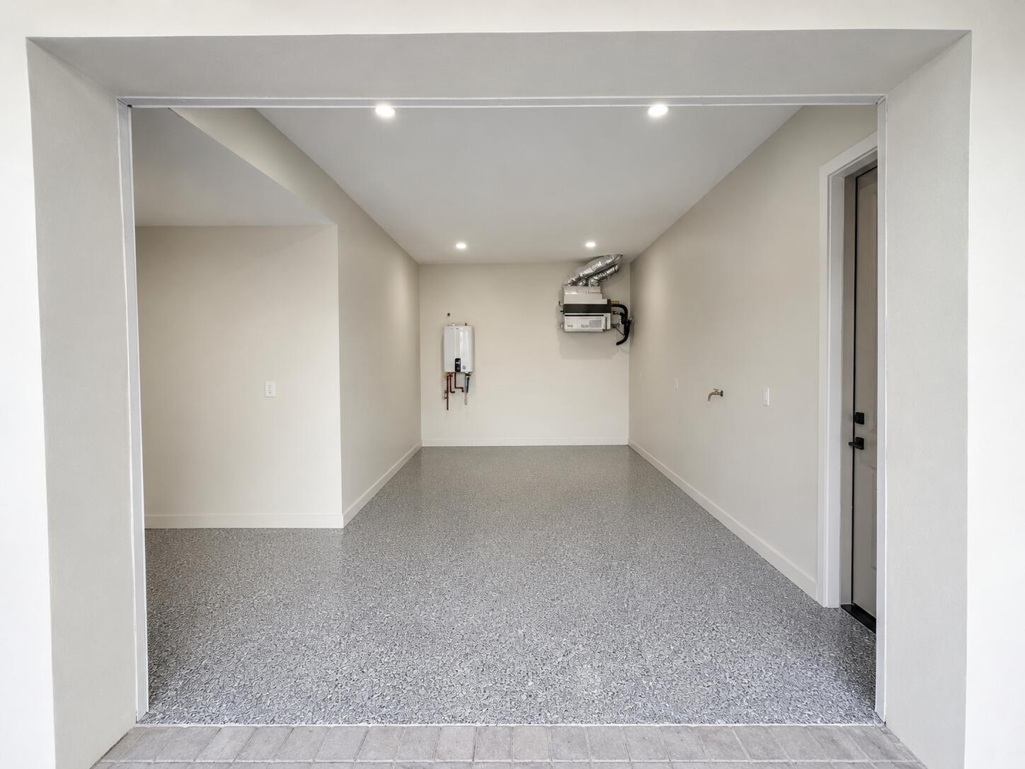 RETREAT THE - Residential