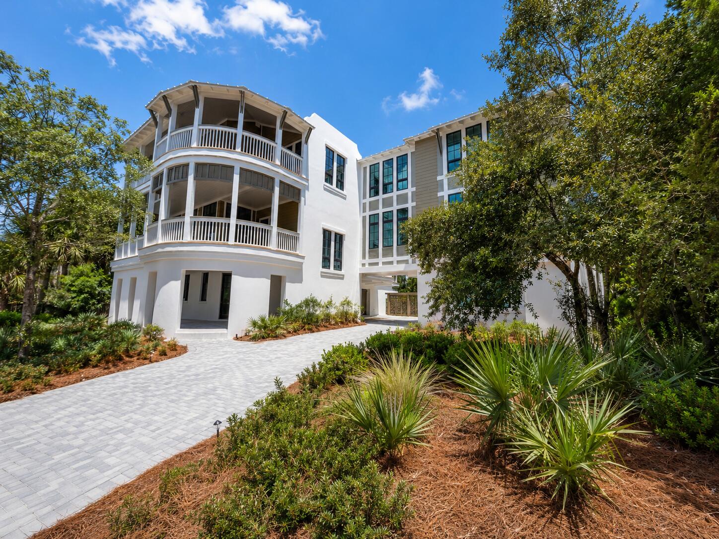 RETREAT THE - Residential