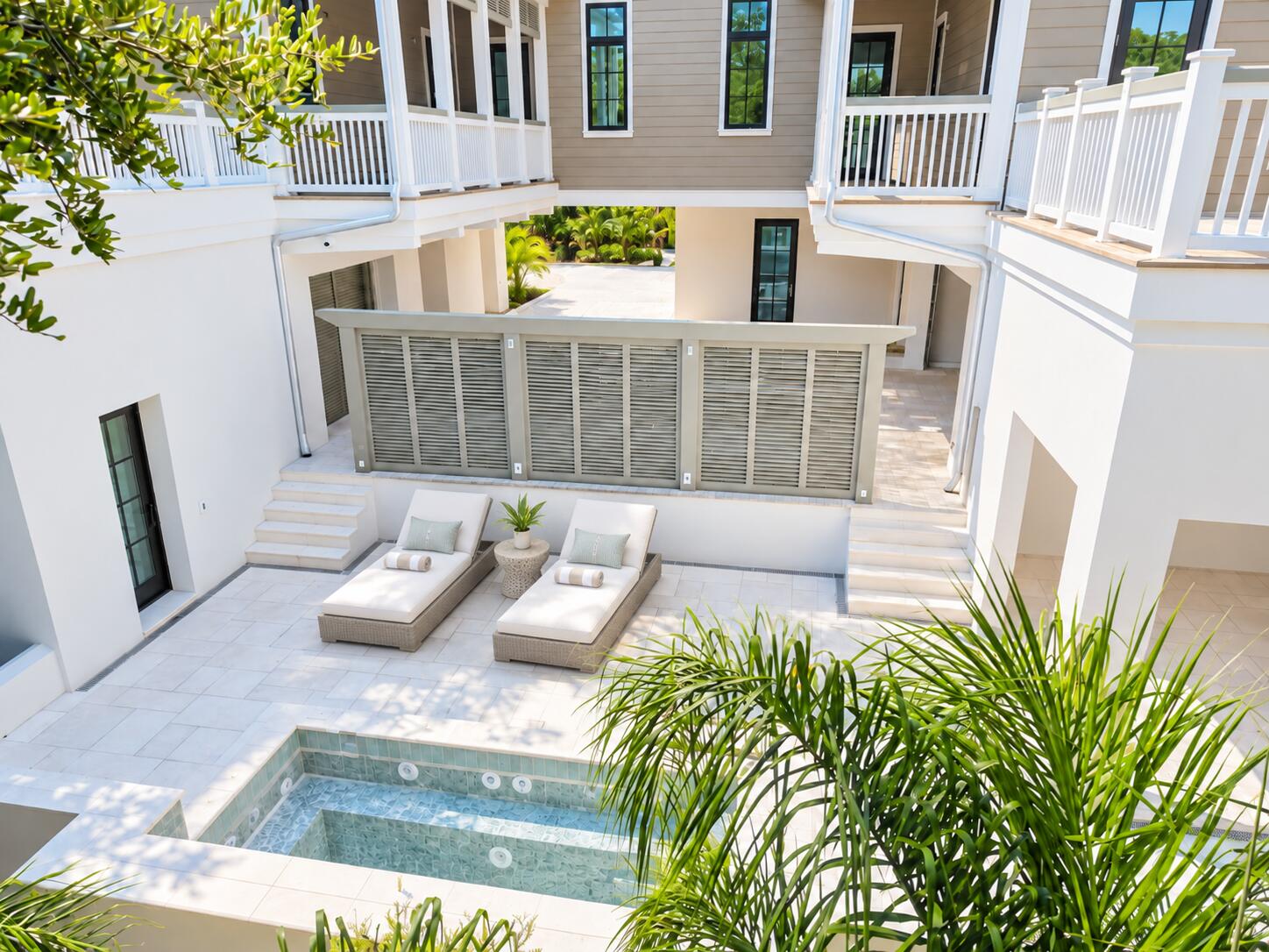 RETREAT THE - Residential