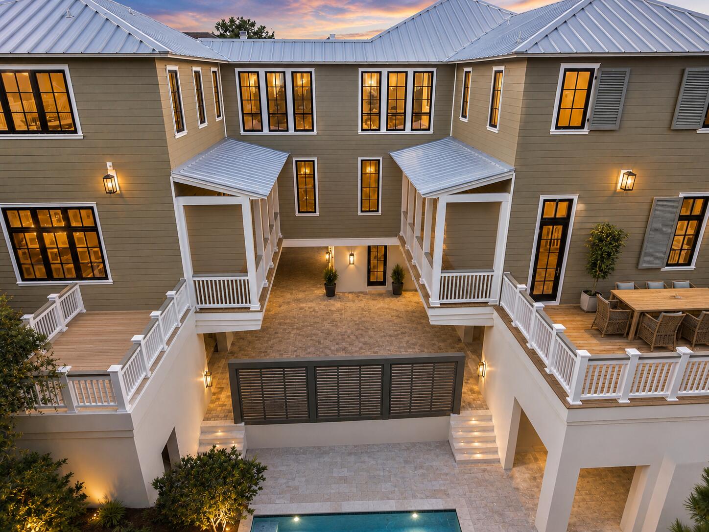 RETREAT THE - Residential