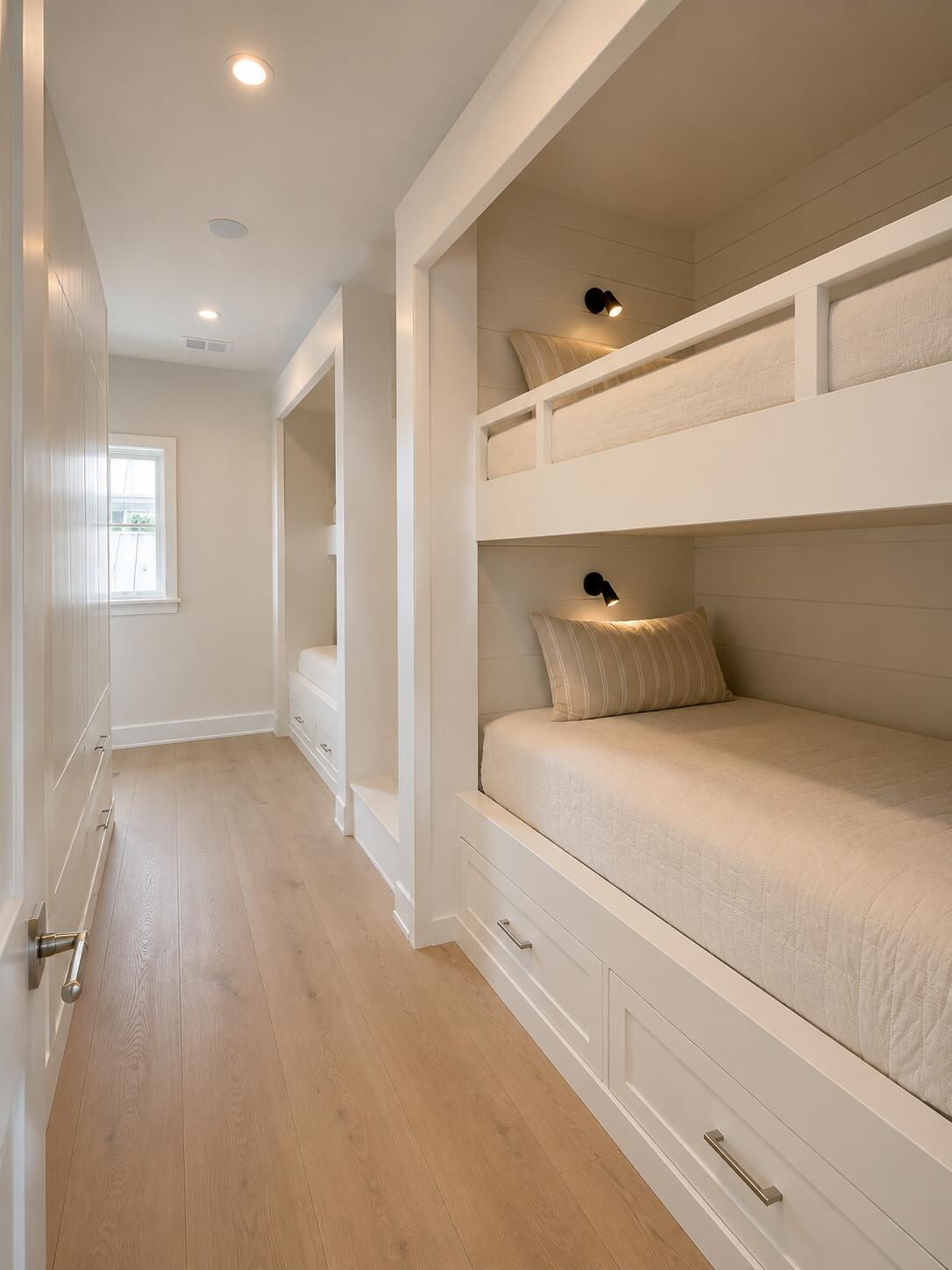 RETREAT THE - Residential