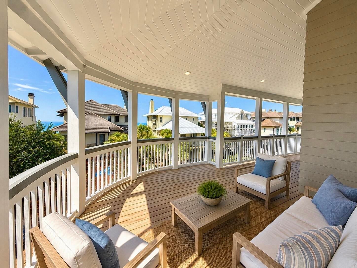 RETREAT THE - Residential
