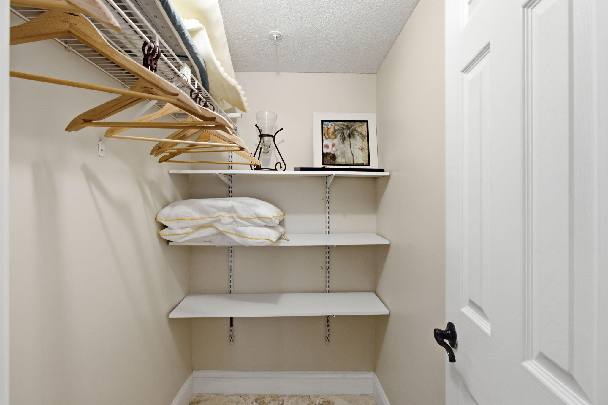 MAINSAIL CONDO PH 3 - Residential