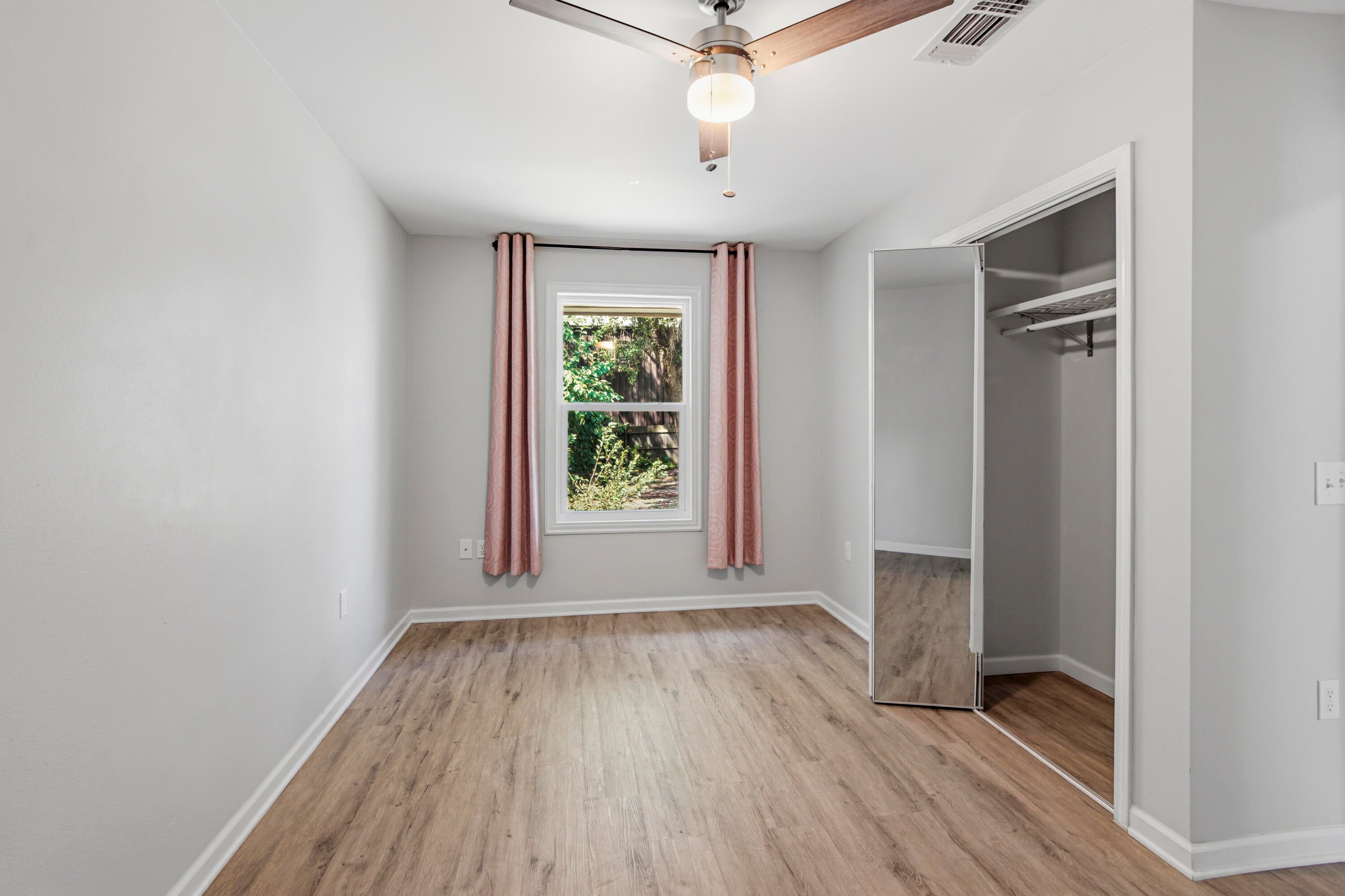 VALPARISO PLAT #15 - Residential