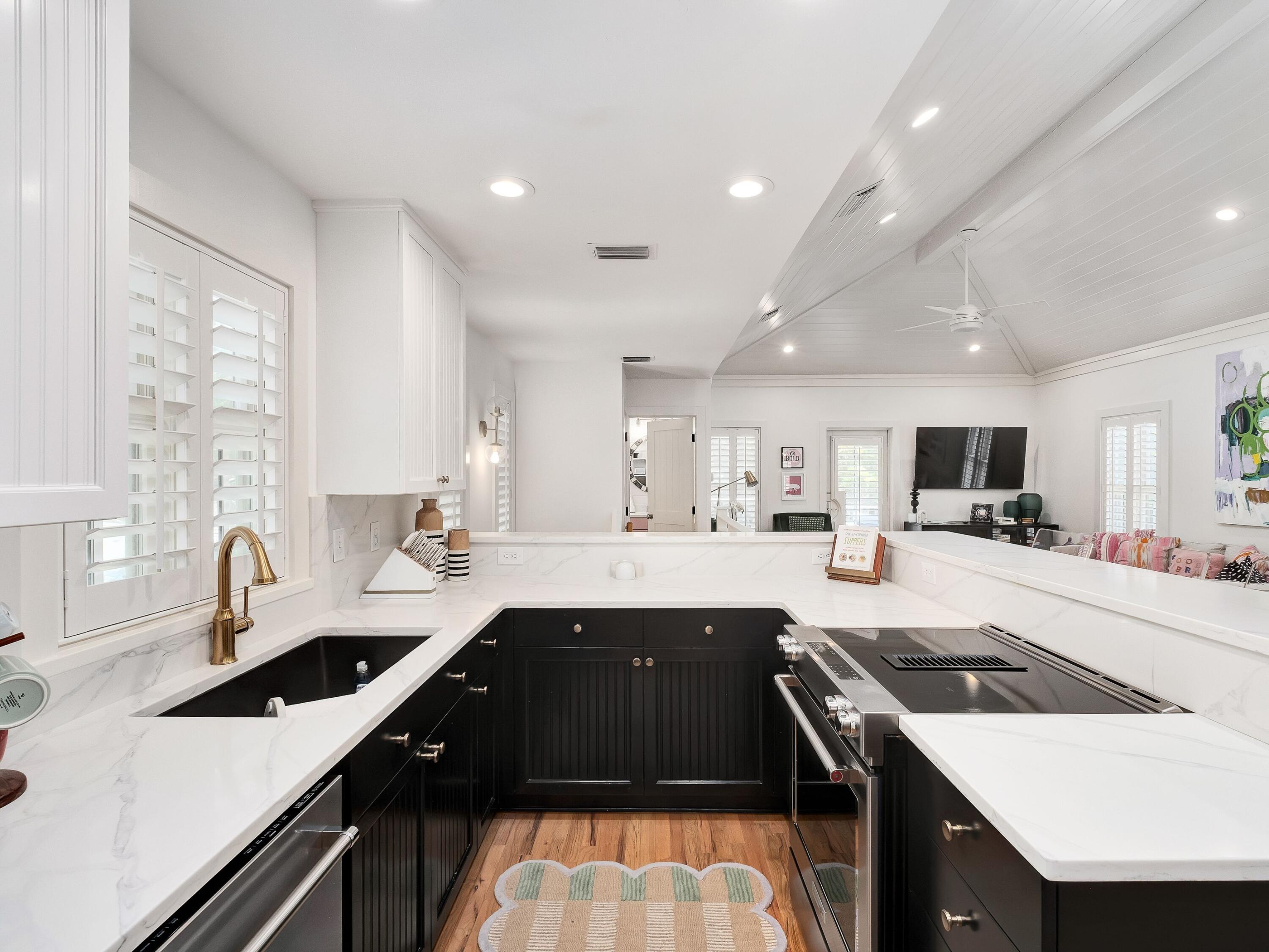 MAGNOLIA COTTAGES BY THE SEA - Residential