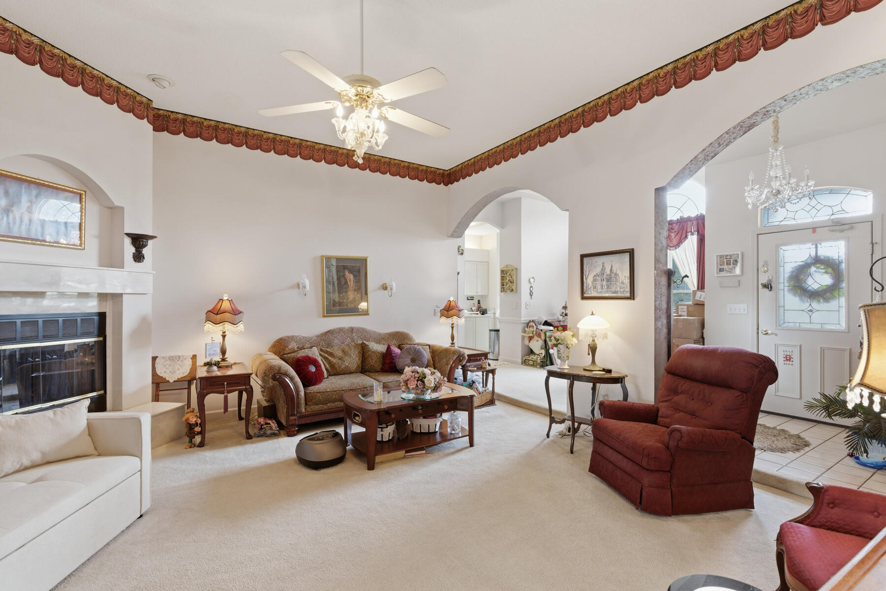 LAKE POINTE - Residential