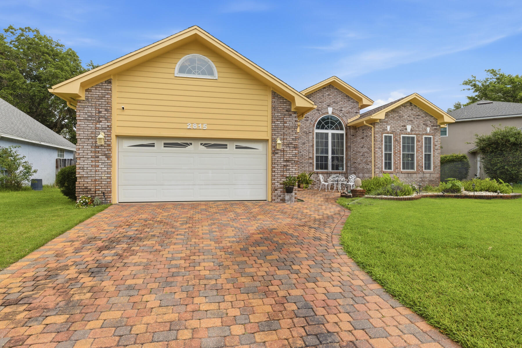 LAKE POINTE - Residential
