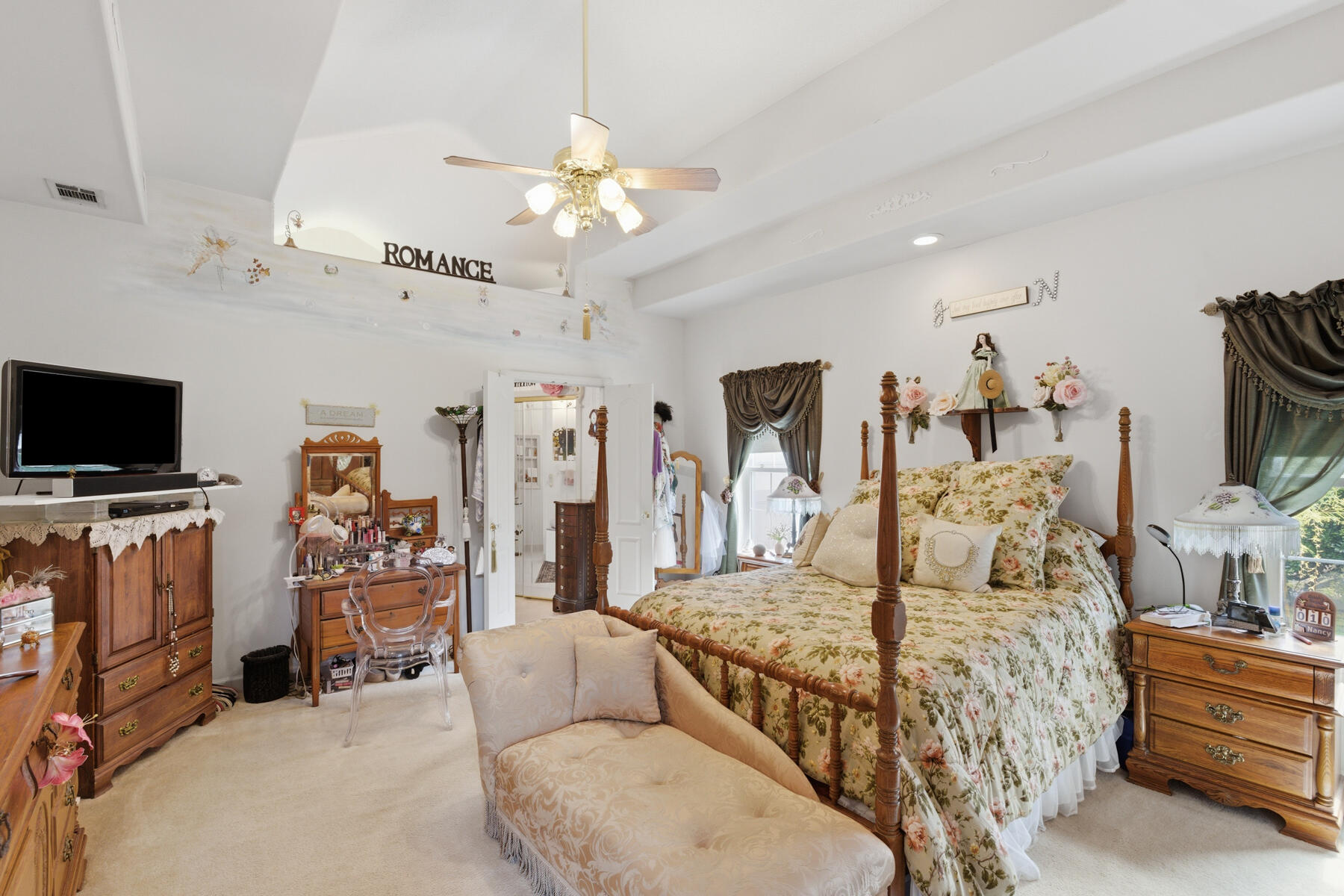 LAKE POINTE - Residential