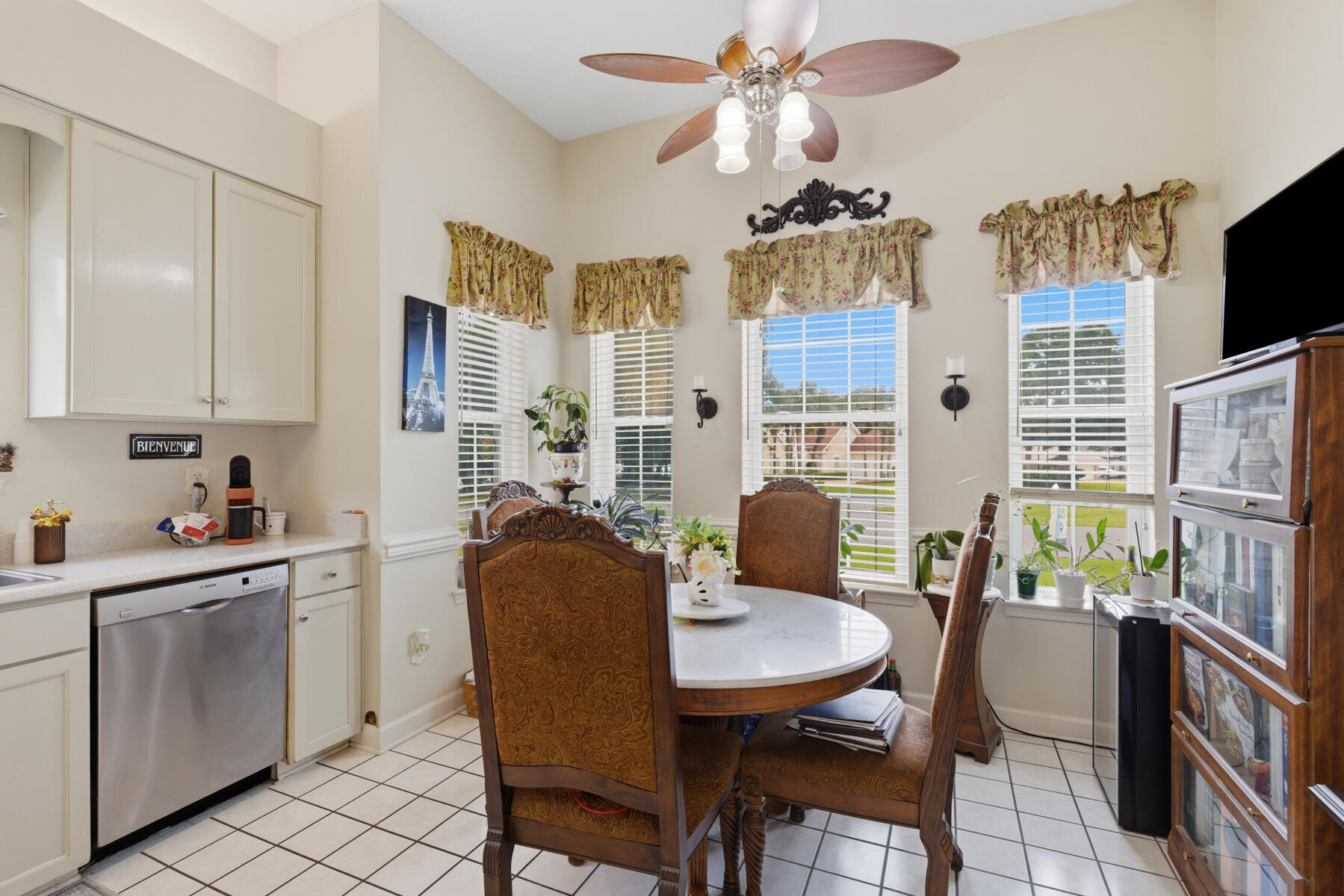 LAKE POINTE - Residential