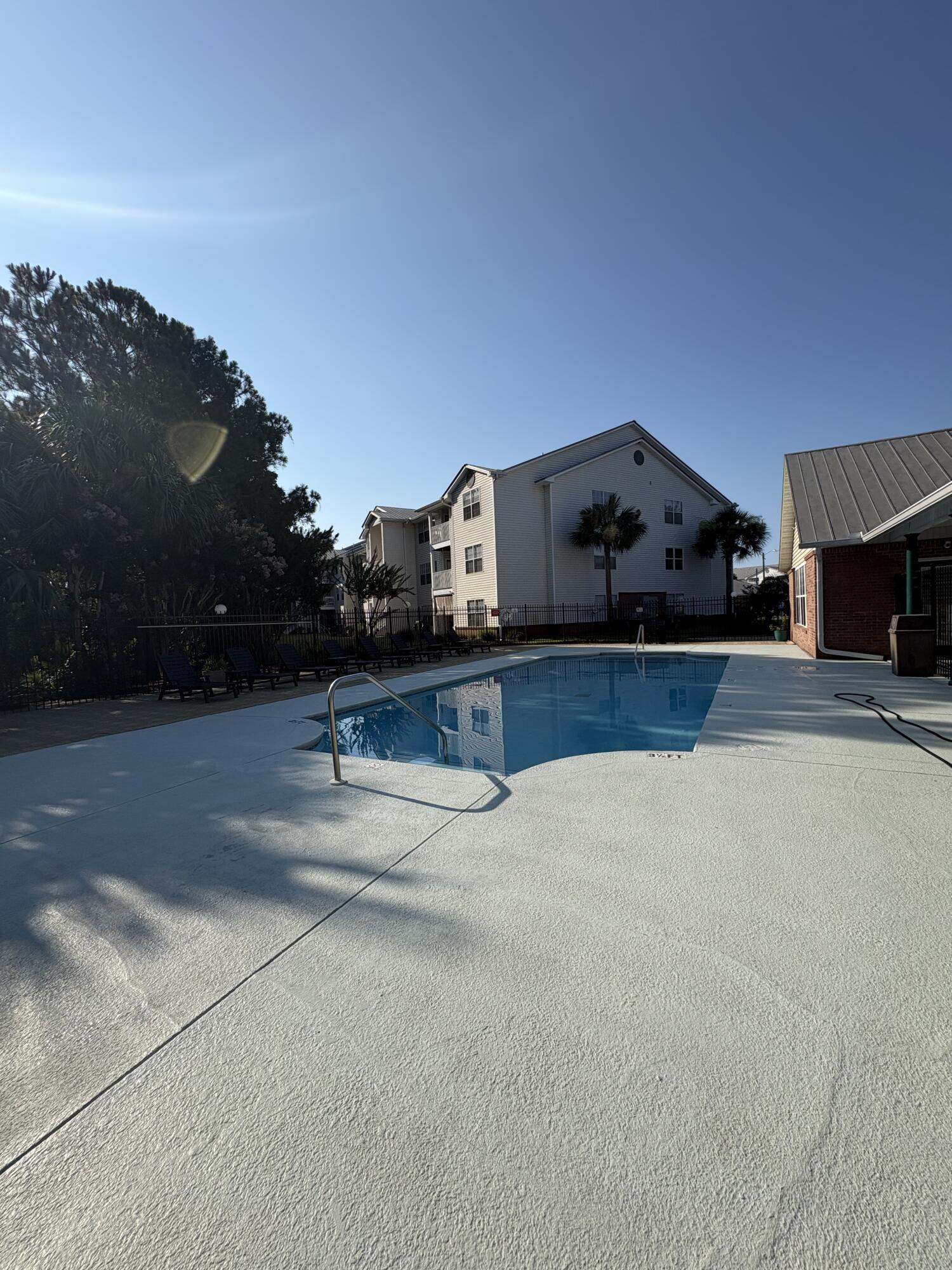 INDIAN LAKE - Residential