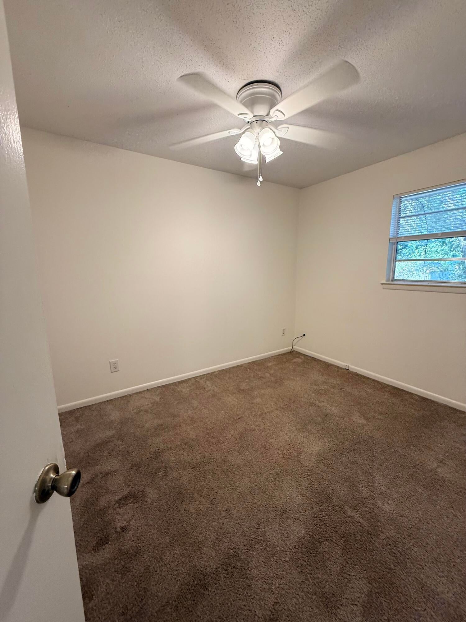 PORT DIXIE (232201.01) - Residential Lease