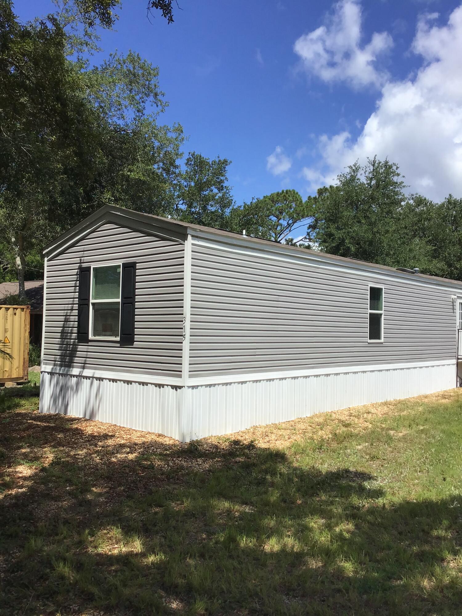 This home is very close to Niceville There is also many ramps for water access  in this area.  Also restrooms and a nice children's area.  The home is only 4 years old. LPV flooring throughout.  Two full baths with bathtubs and showers.  The appliances are almost brand new.  It is a split plan with bedrooms on each end.  One small pet is  allowed with owner approval, also no smoking or vaping of any kind in the home.  All tenants must apply on rentspree.com.  I can send you the link. Chelco runs about 80-100. for electric, water is 25 - 30.  Owner will cover cutting the lawn for you times per month.  Yard is not fully fenced.  Choctaw is growing very fast.  Also close to Freeport.