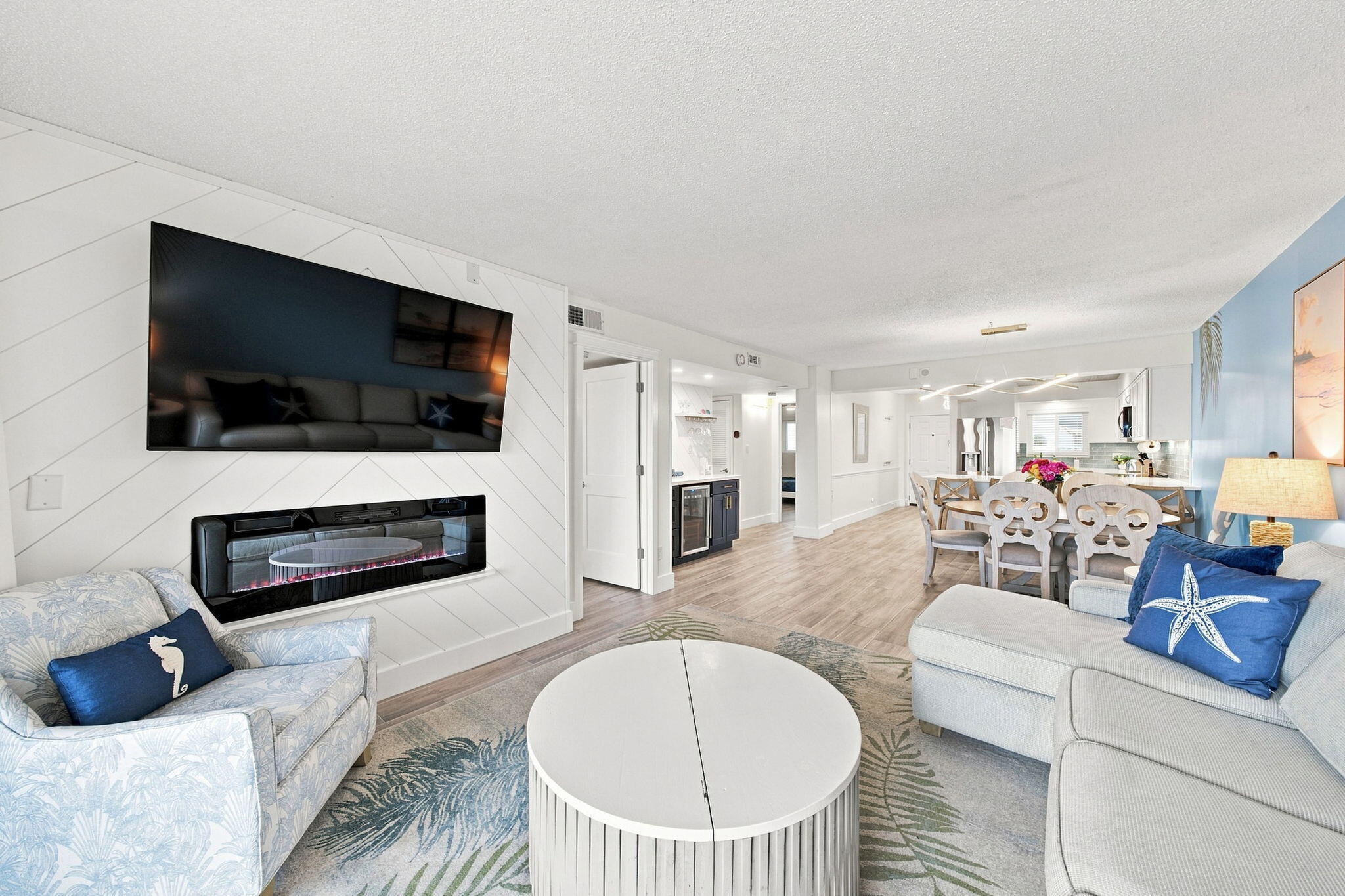REGENCY TOWERS CONDO - Residential