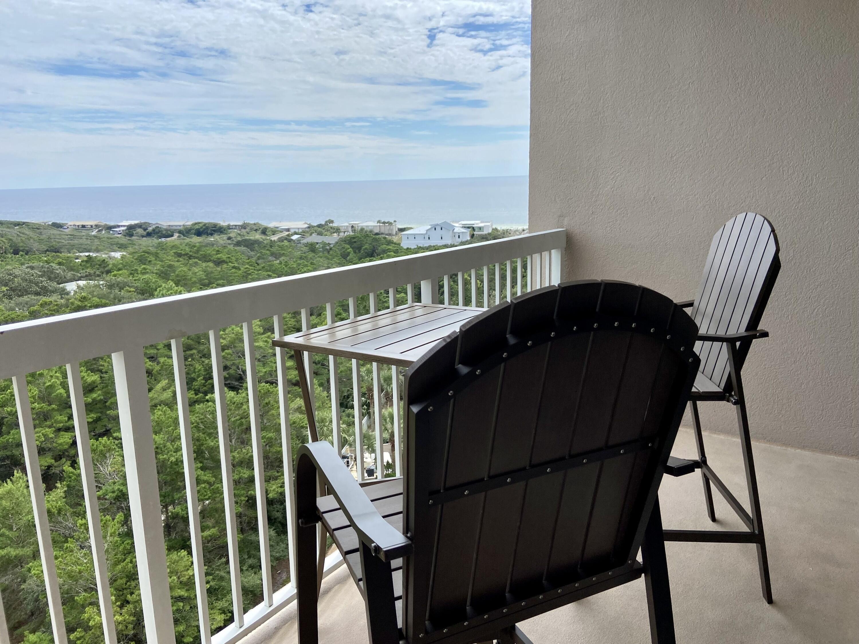 SUMMIT AT TOPS'L (THE) - Residential