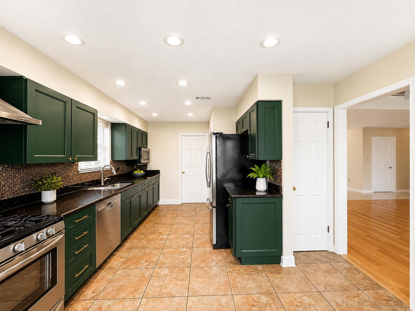 RIDGE WOOD MANOR - Residential