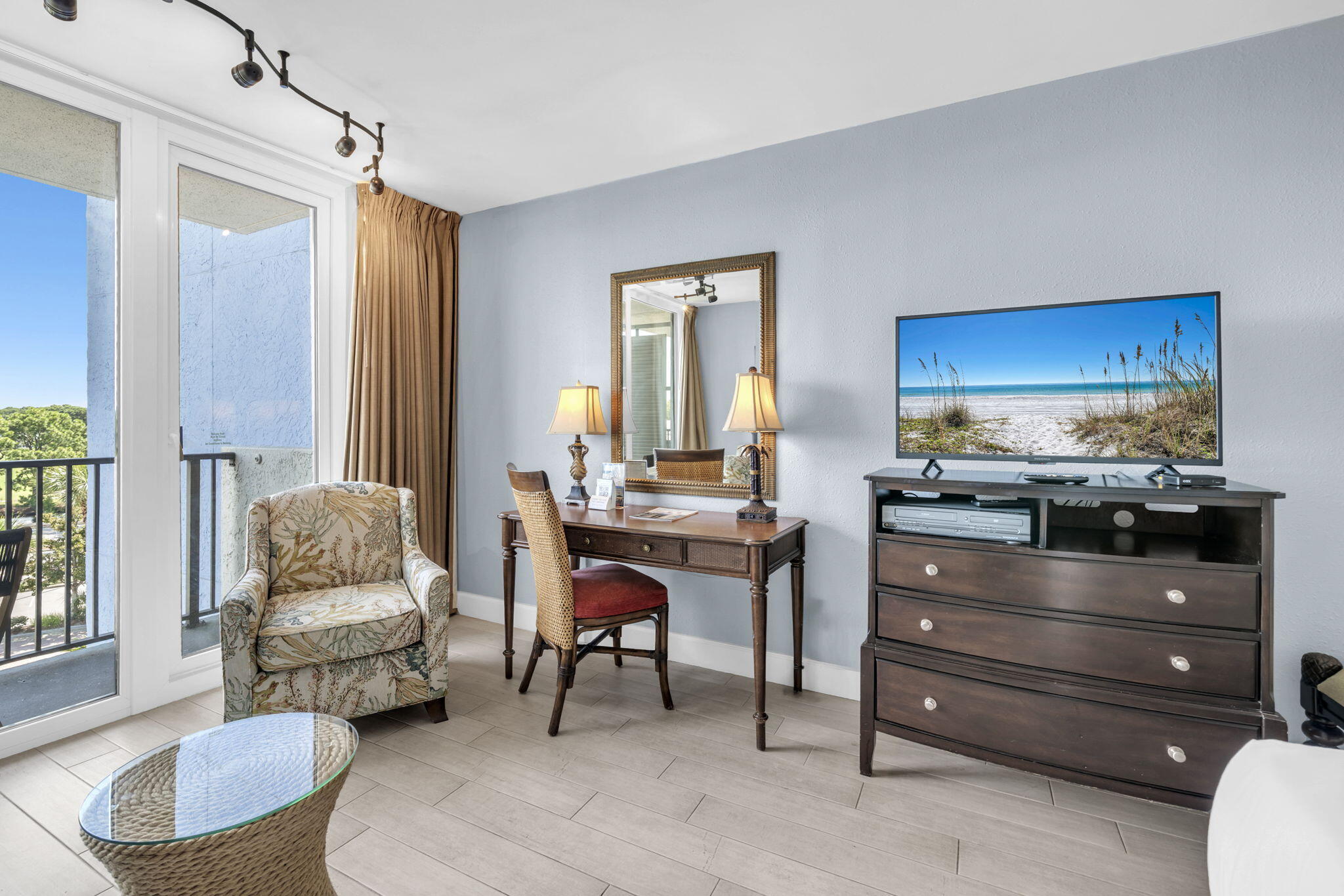 BAYSIDE CONDO SANDESTIN - Residential