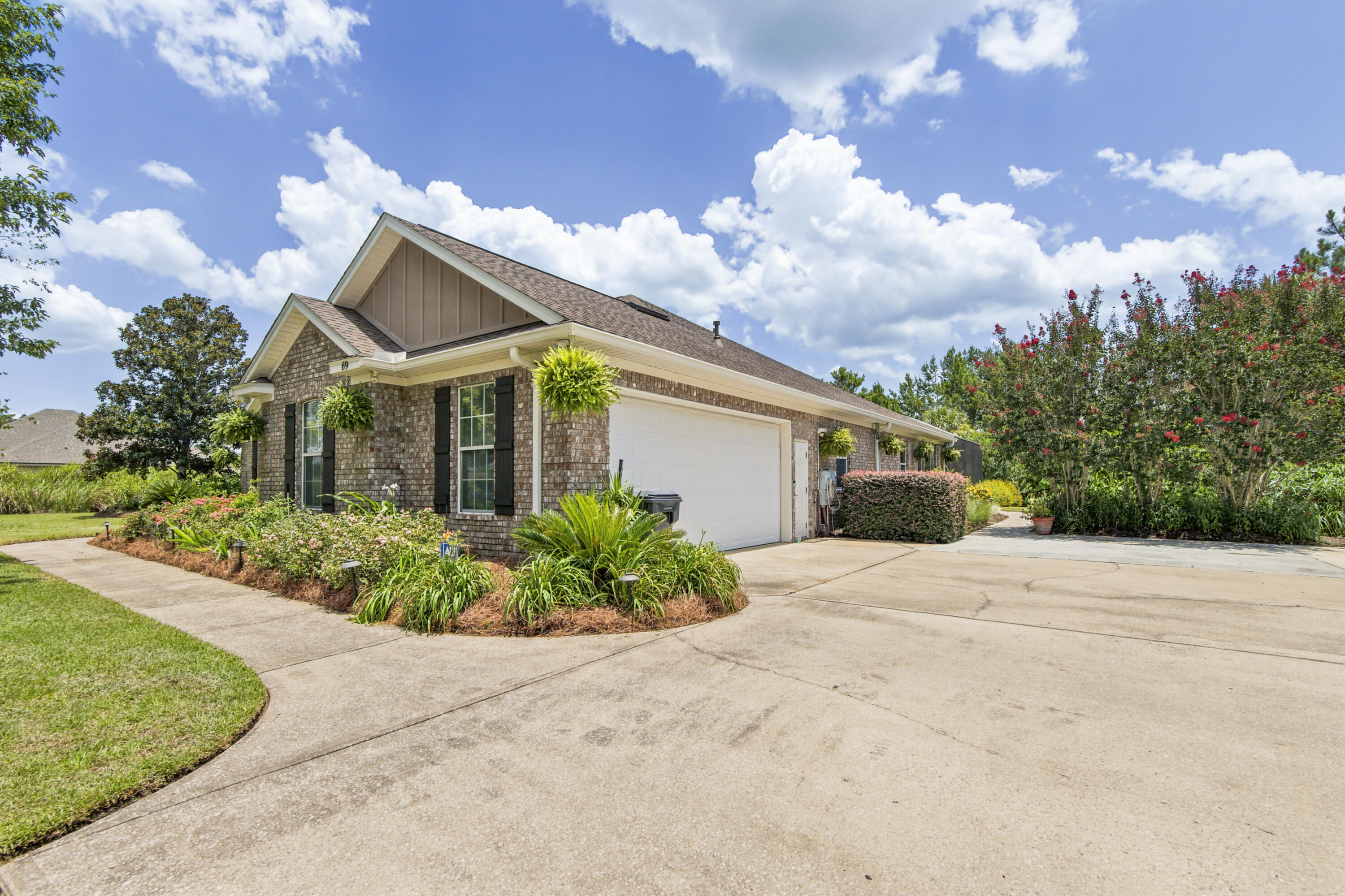 WINDSWEPT ESTATES - Residential