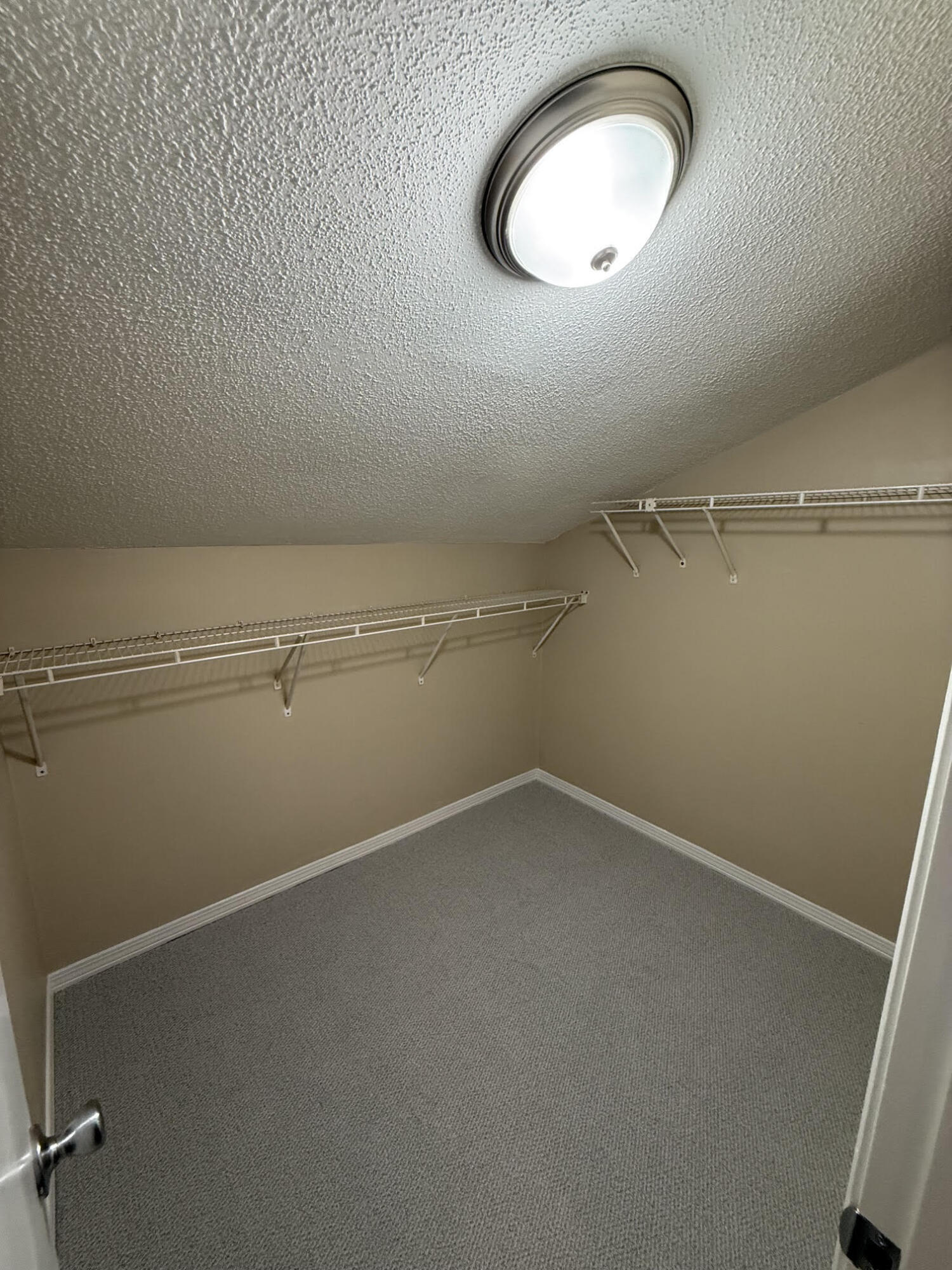 CHINAS COVE - Residential Lease