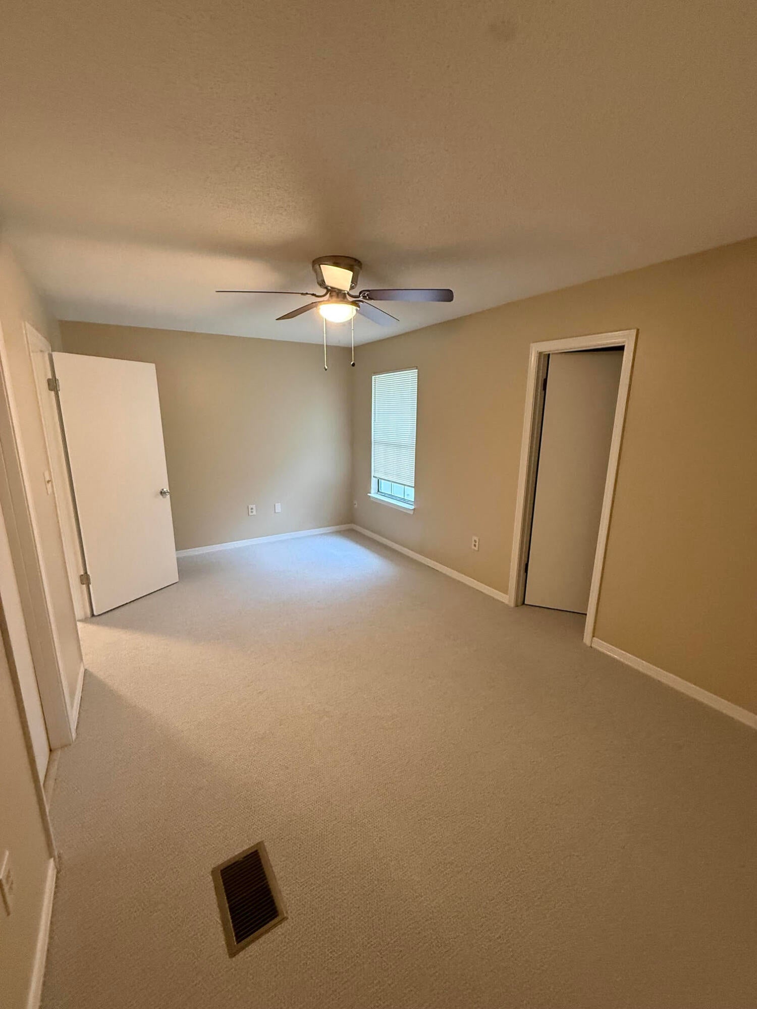 CHINAS COVE - Residential Lease