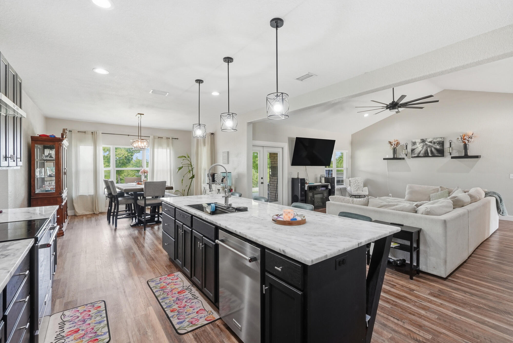 NO RECORDED SUBDIVISION - Residential