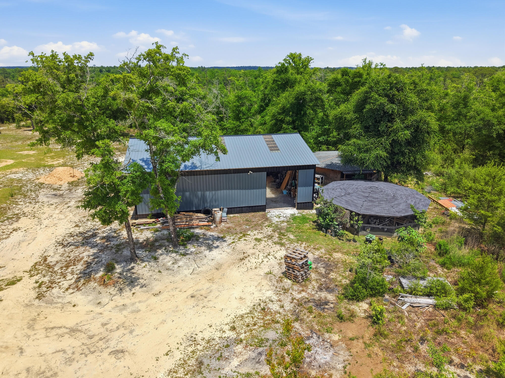 NO RECORDED SUBDIVISION - Residential
