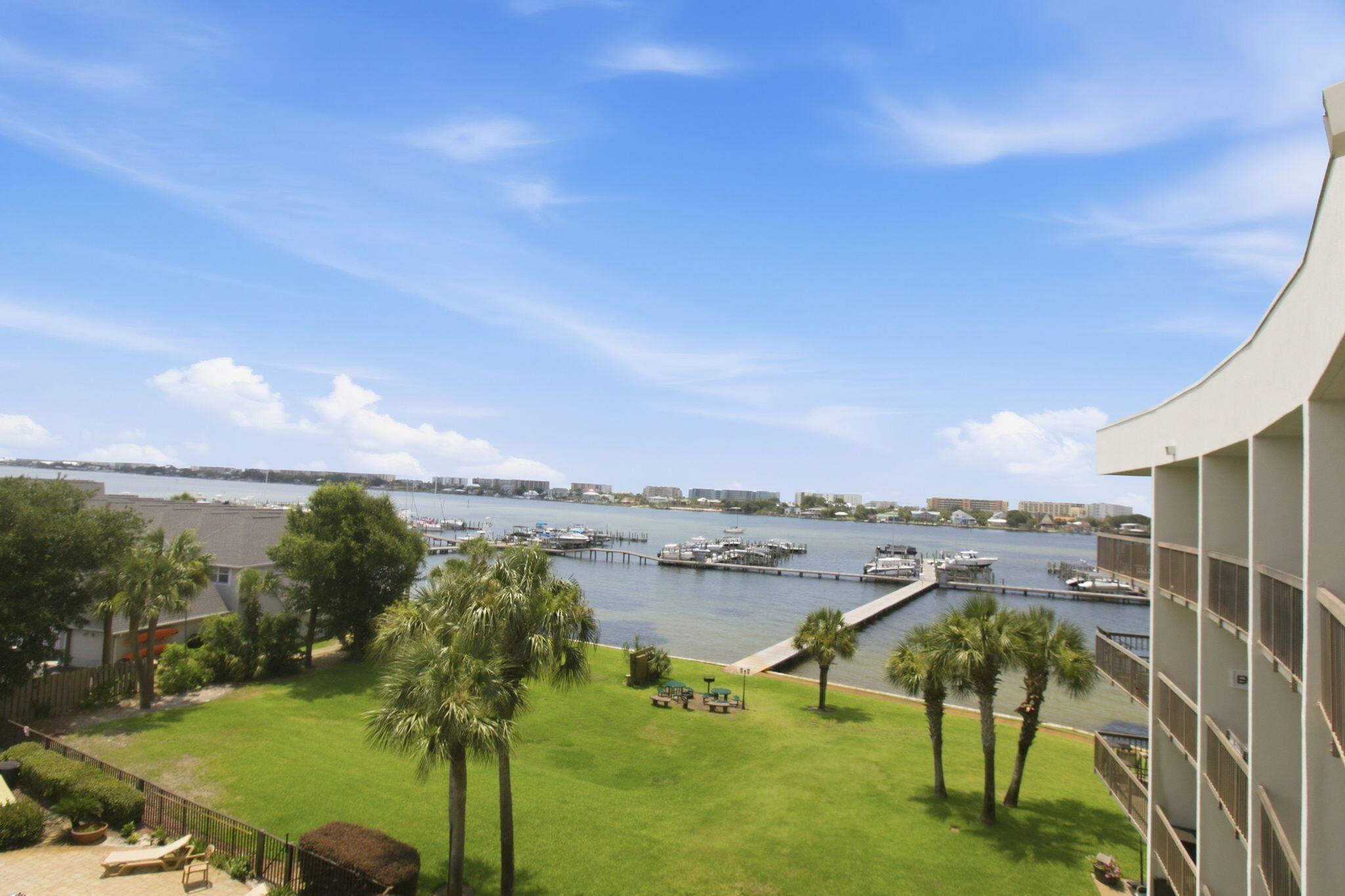 PIRATES BAY PH 1 - Residential