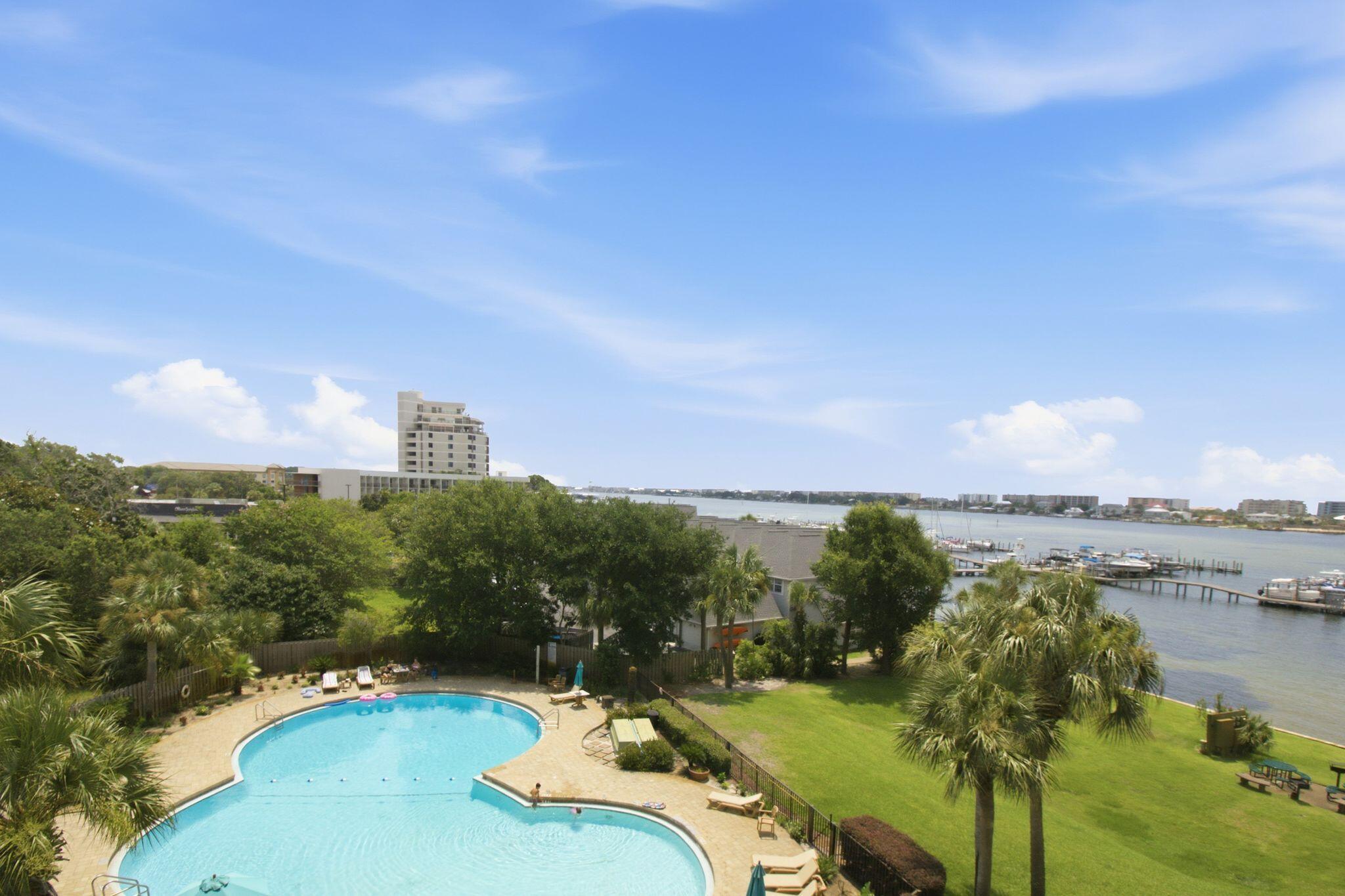 PIRATES BAY PH 1 - Residential