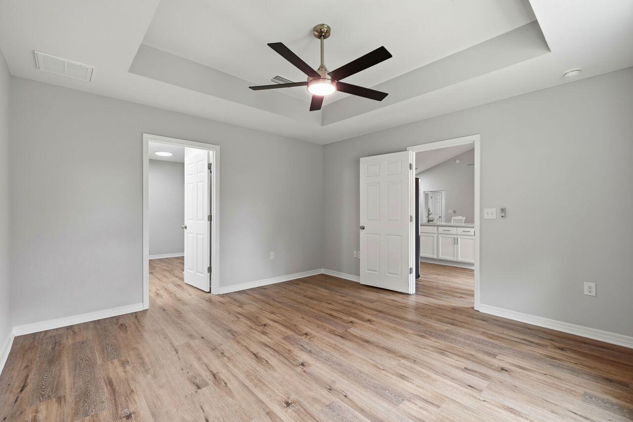SPRING HOLLOW ESTATES - Residential