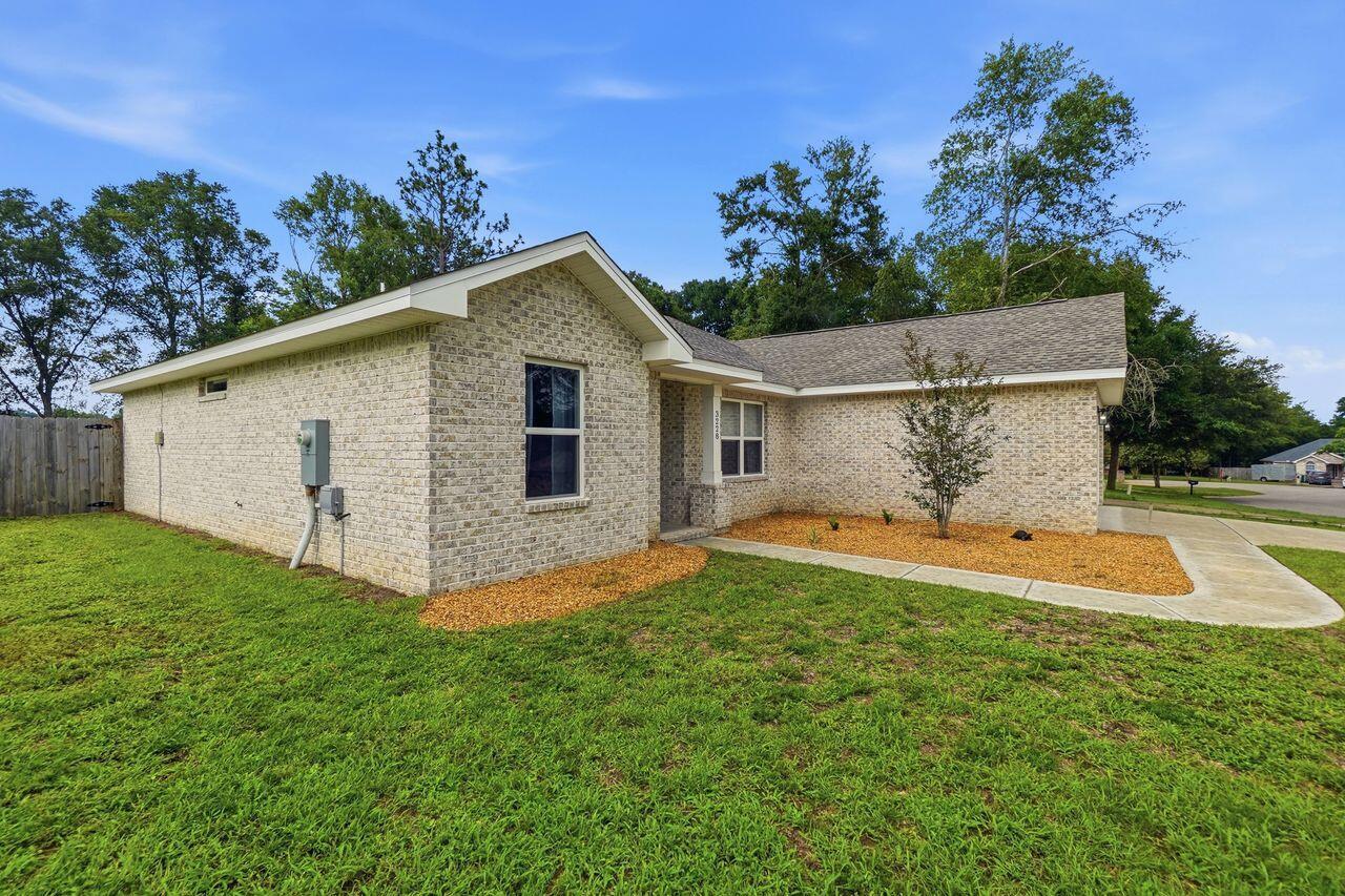 SPRING HOLLOW ESTATES - Residential