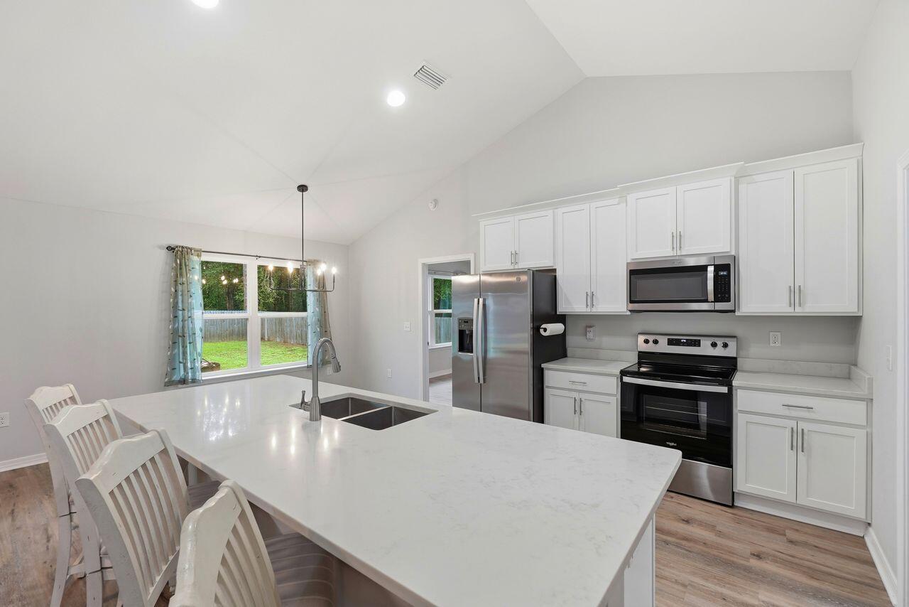 SPRING HOLLOW ESTATES - Residential