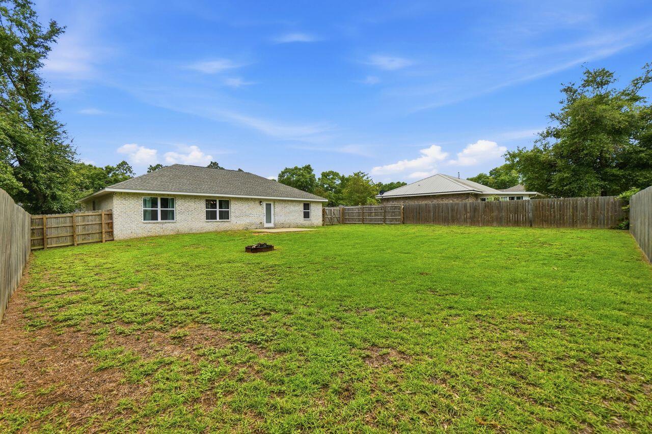 SPRING HOLLOW ESTATES - Residential