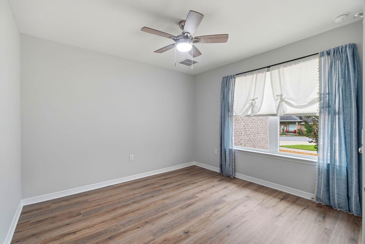 SPRING HOLLOW ESTATES - Residential