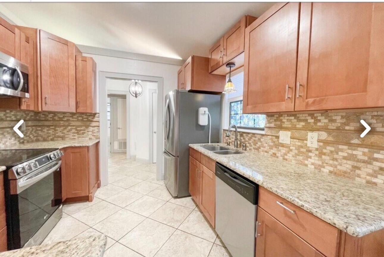 EASTWOOD 9TH ADDN - Residential