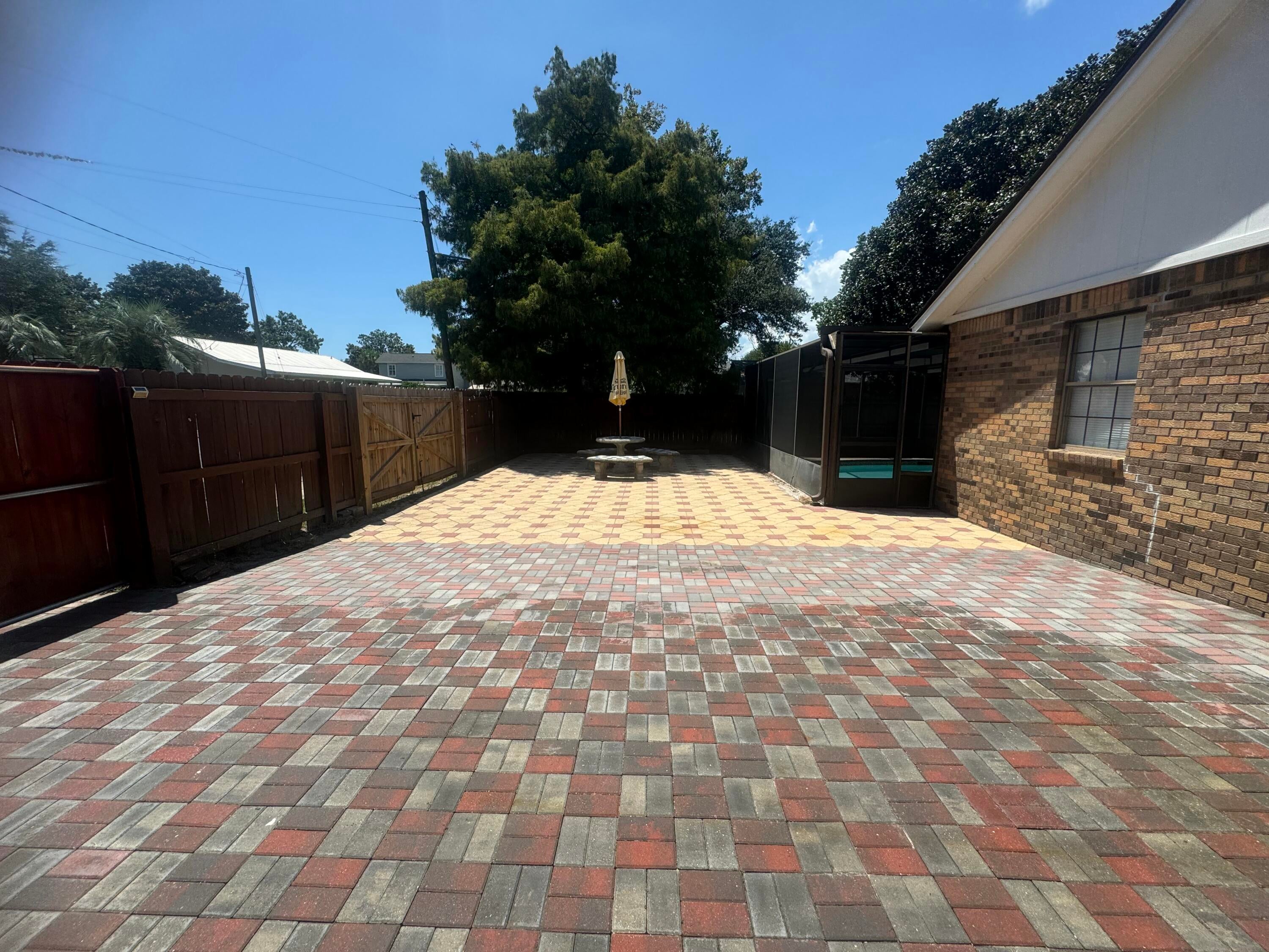 EASTWOOD 9TH ADDN - Residential