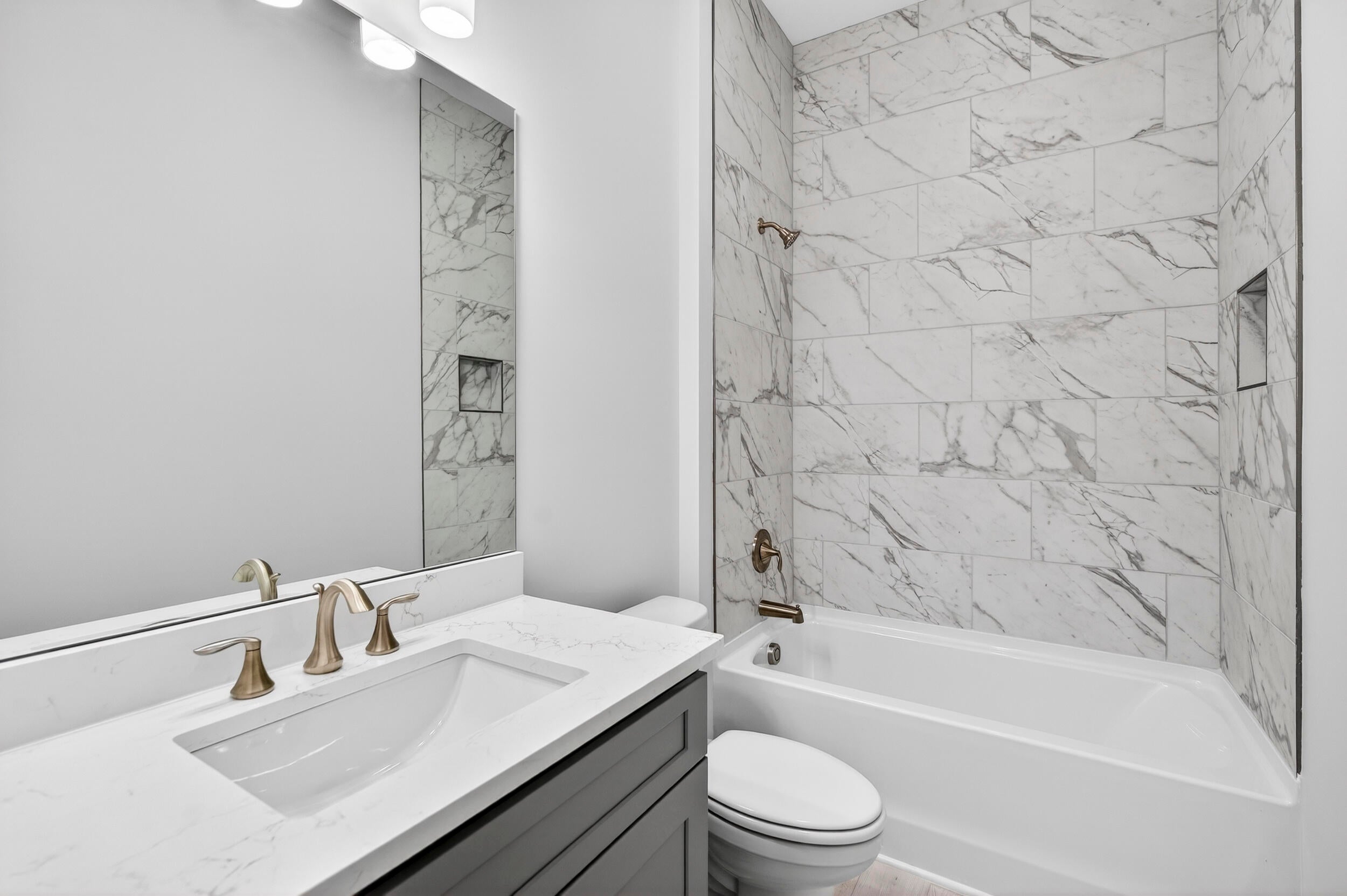 DRIFTWOOD ESTATES - Residential